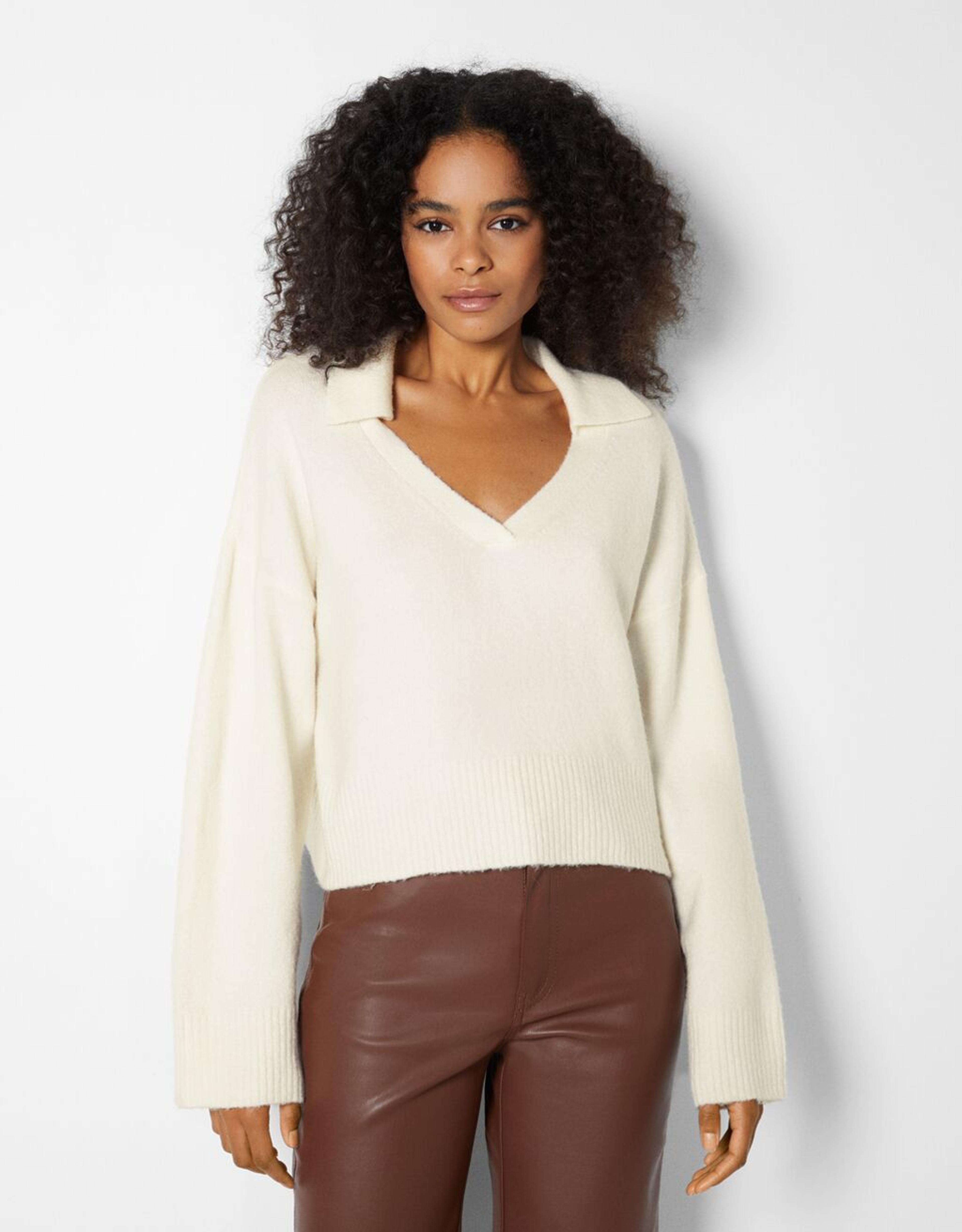 Sweater with polo collar - New - Woman | Bershka