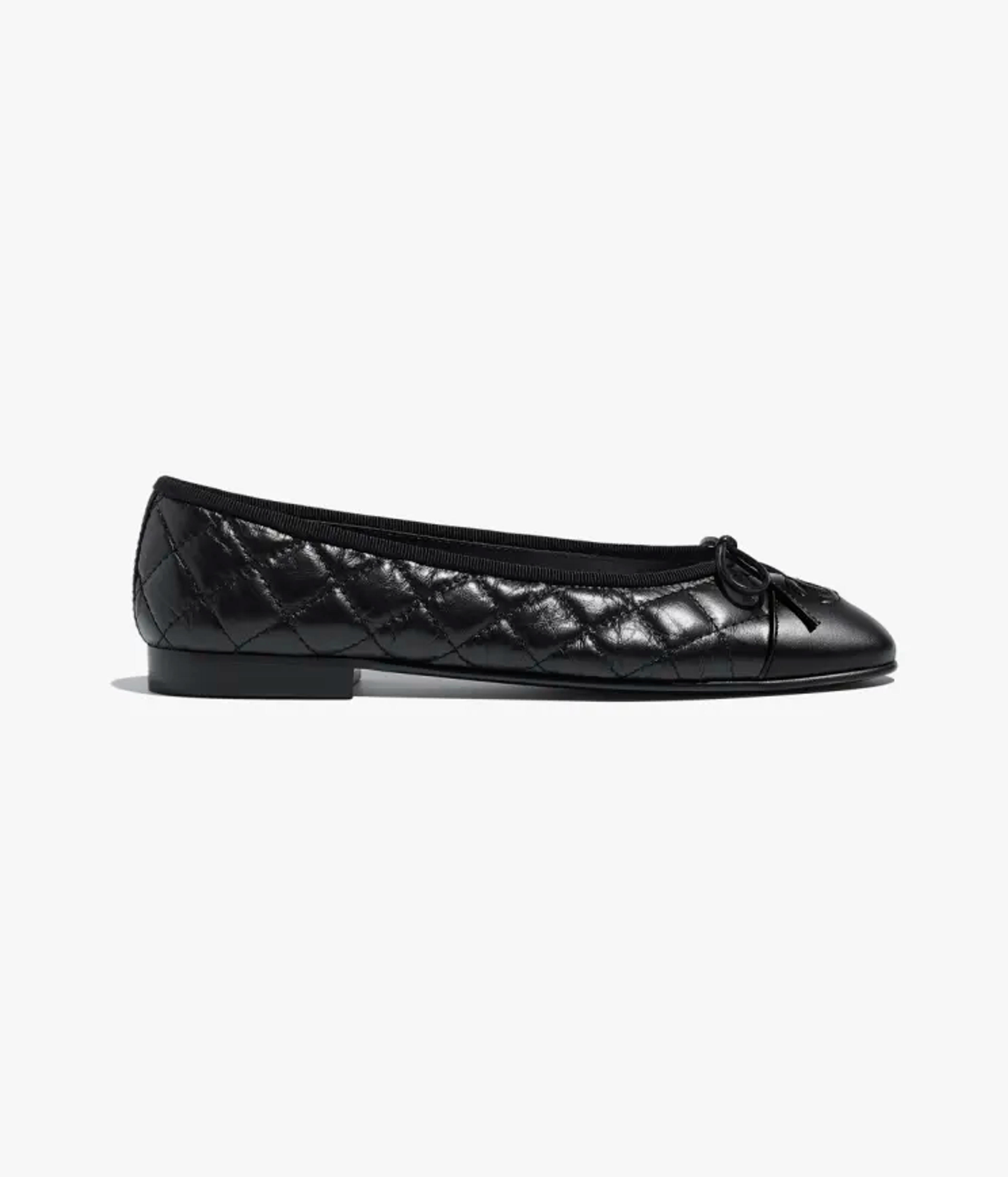 Ballet flats - Aged calfskin, black — Fashion | CHANEL