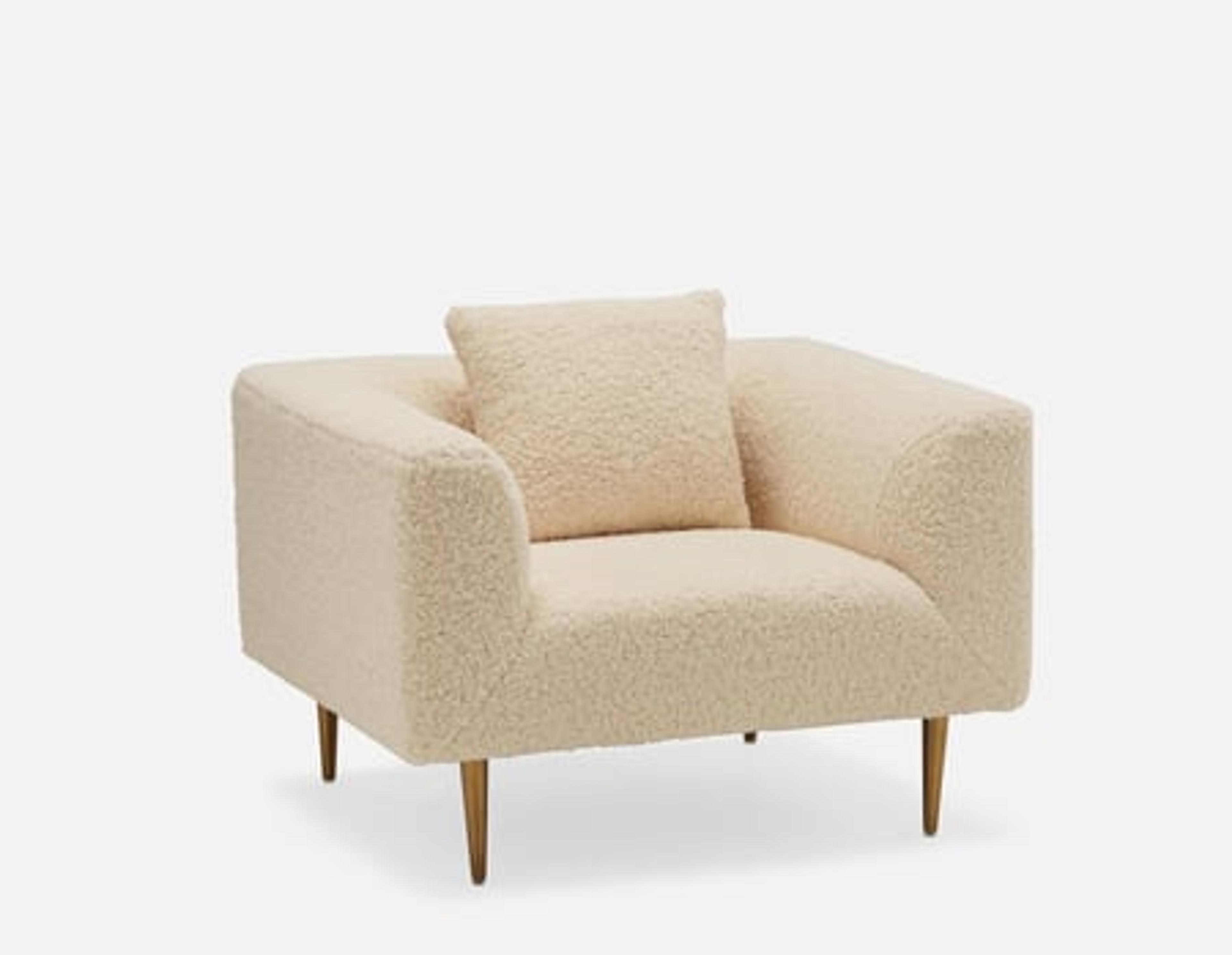 SVEN Faux shearling armchair