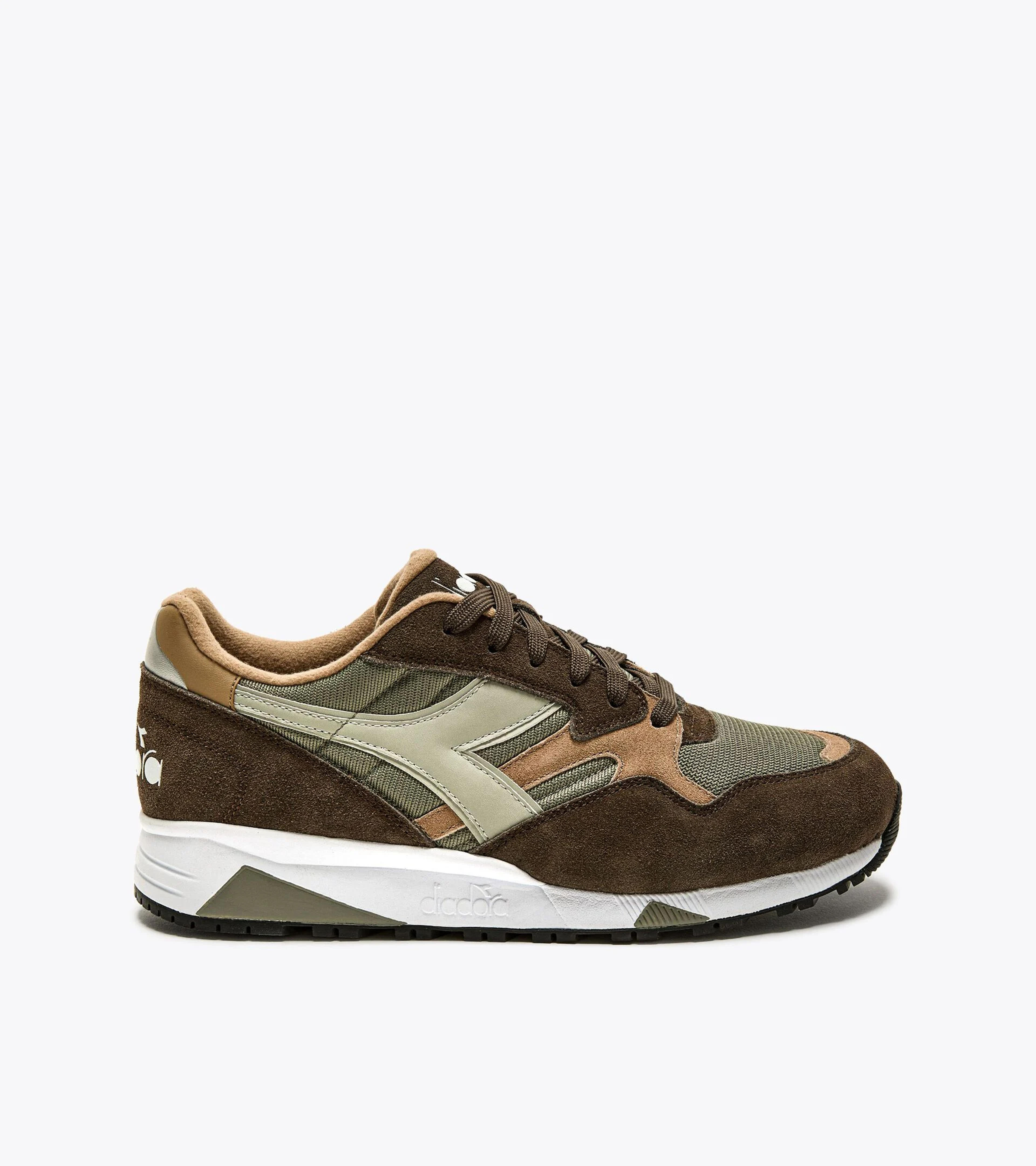 N902 Sporty sneakers - Gender neutral - Diadora Online Store US