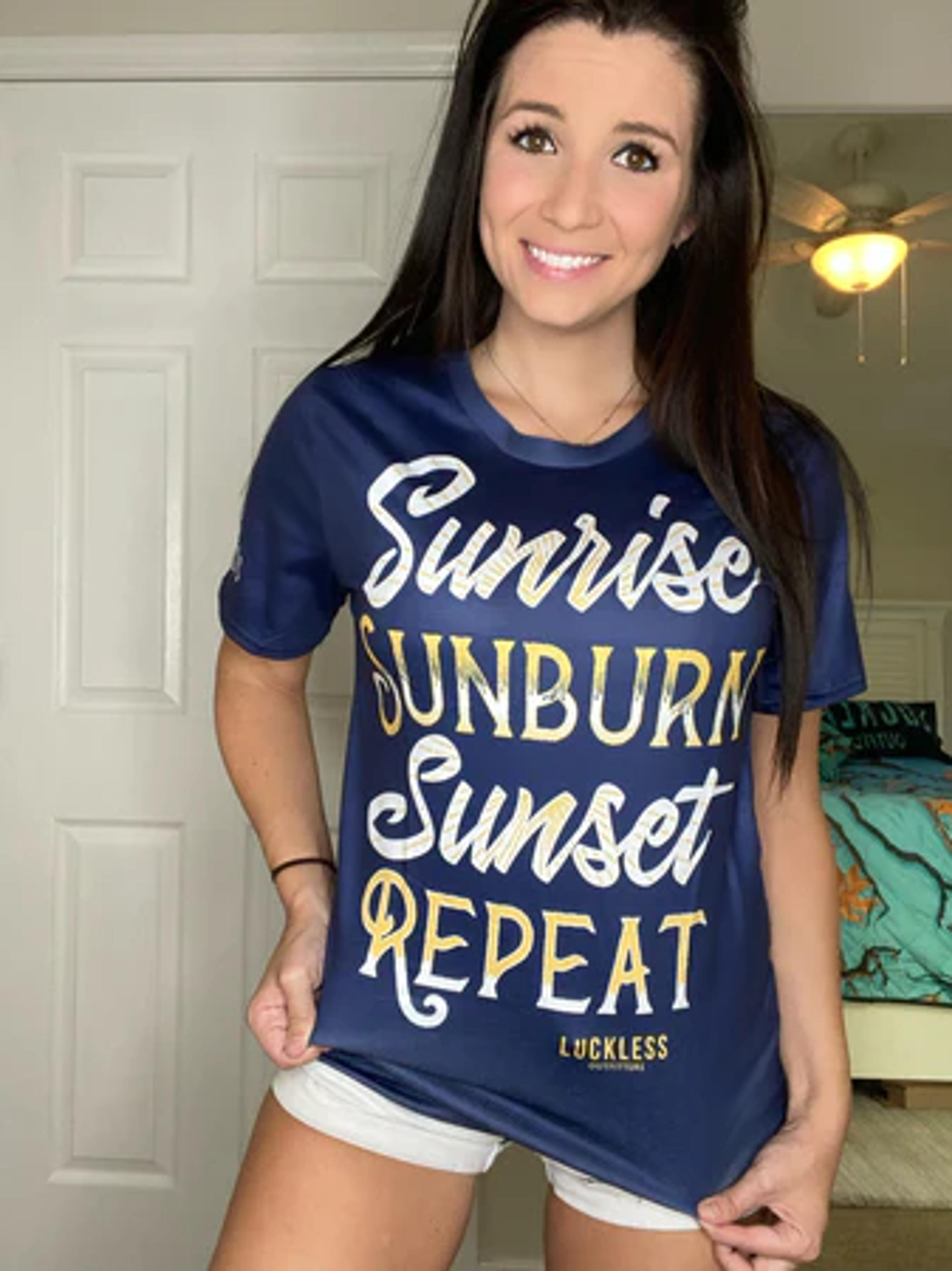 Sunrise Sunburn Sunset Repeat Women&#39;s Tee