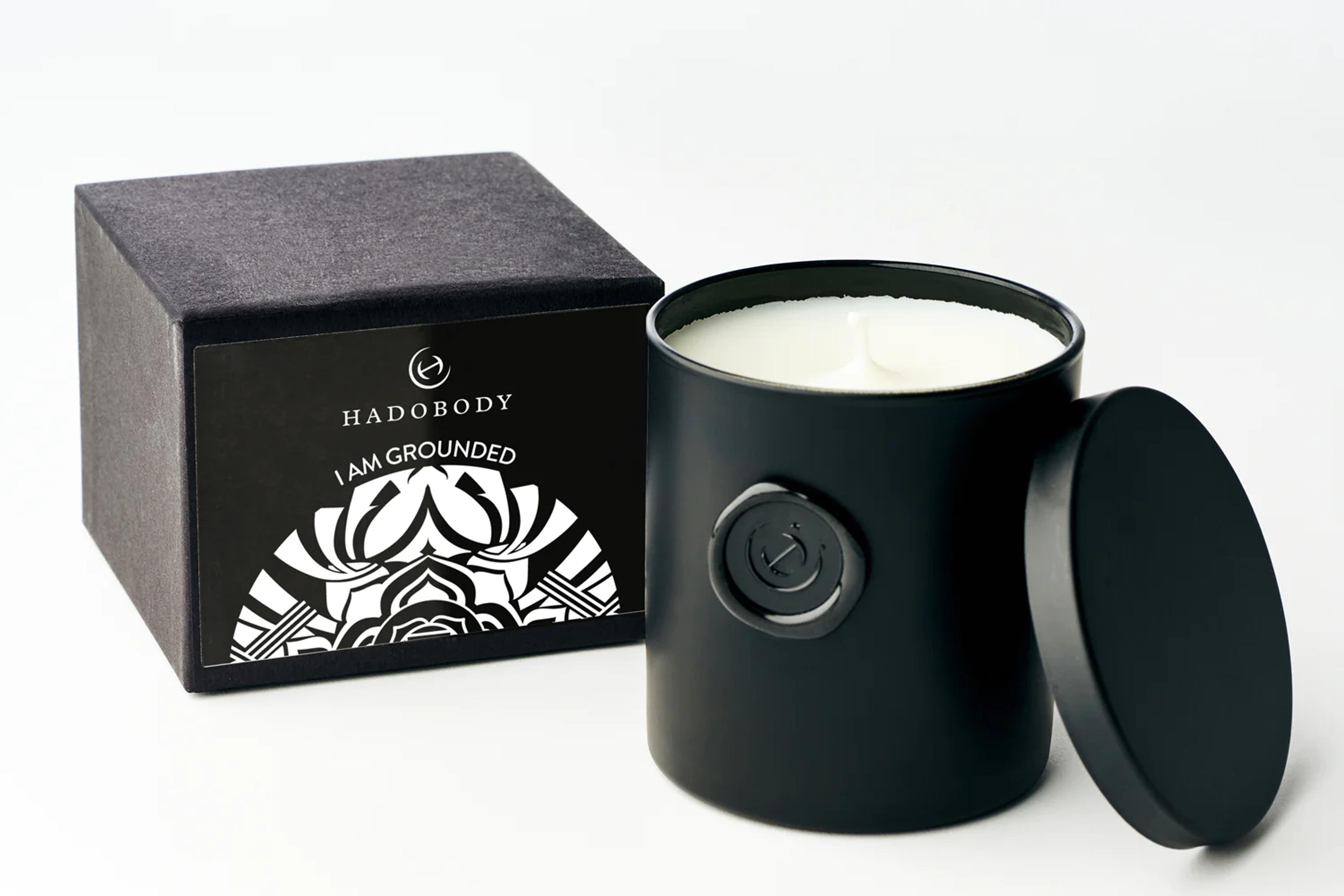 LUXURY CANDLE - WOODS & PETALS – Hadobody