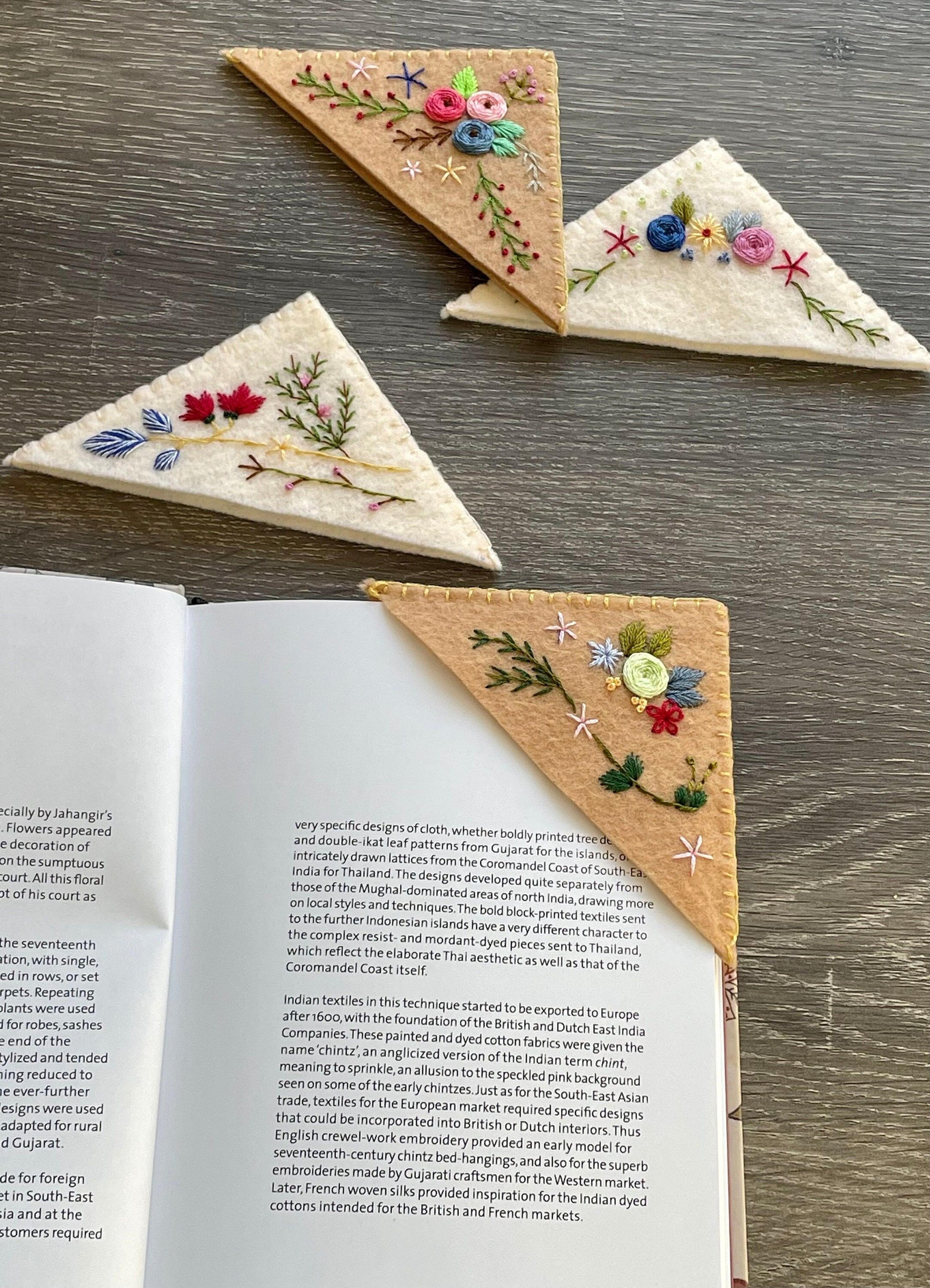 Floral Felt Corner Bookmark, Hand Embroidered Bookmarks, Book Lover Gift, Book Accessories, Early Christmas gift idea