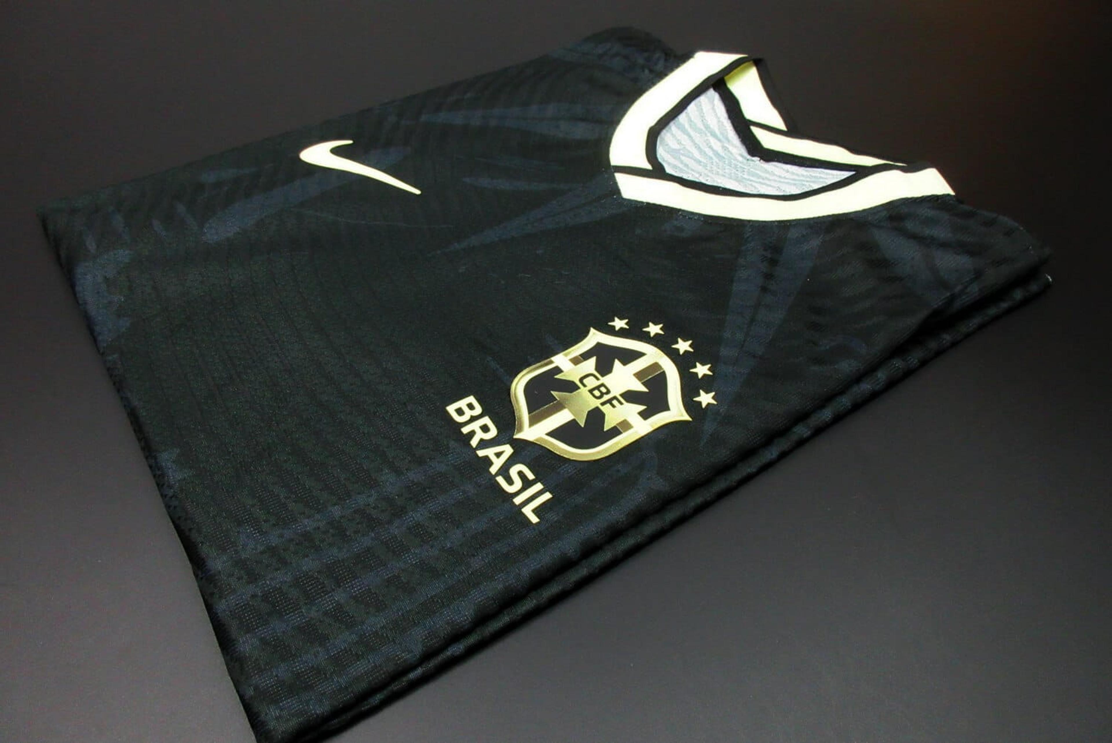 Brazil 22/23 Black Kit – Player Version