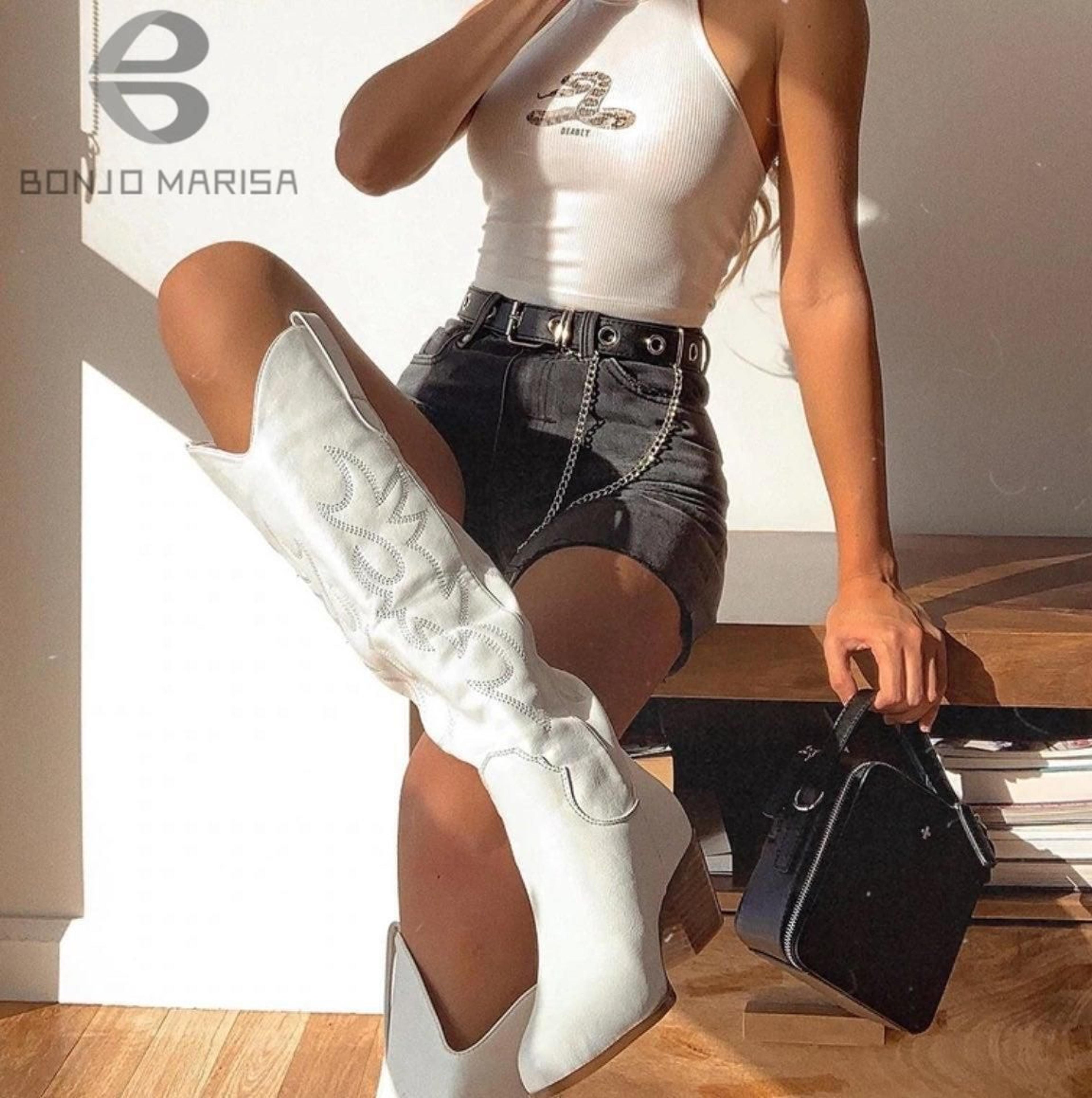 2023 Women's Embroidered Knee High Boots Cowboy Boots Chunky Heel Platform Boots