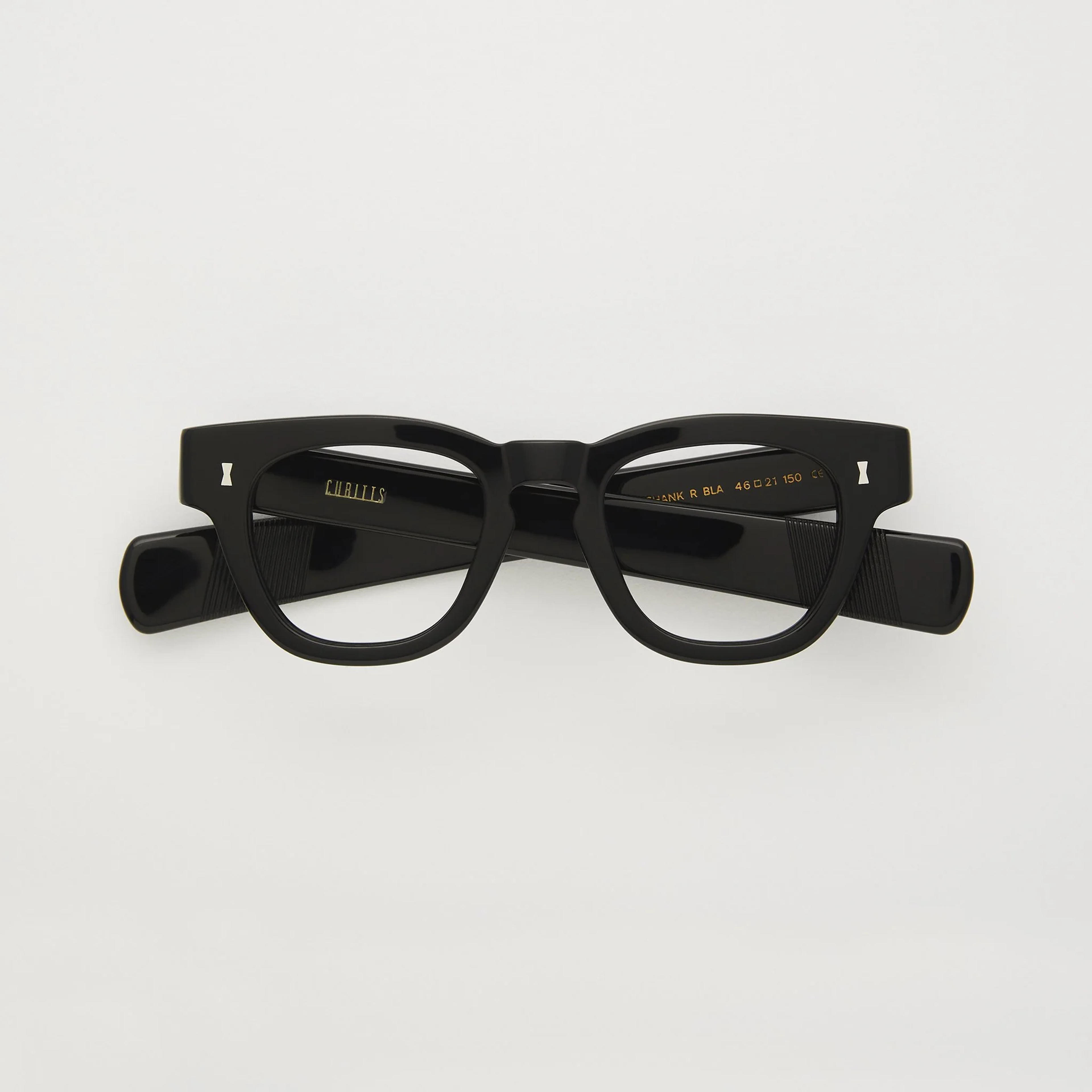 Cruikshank: Thick-rimmed square glasses | Cubitts