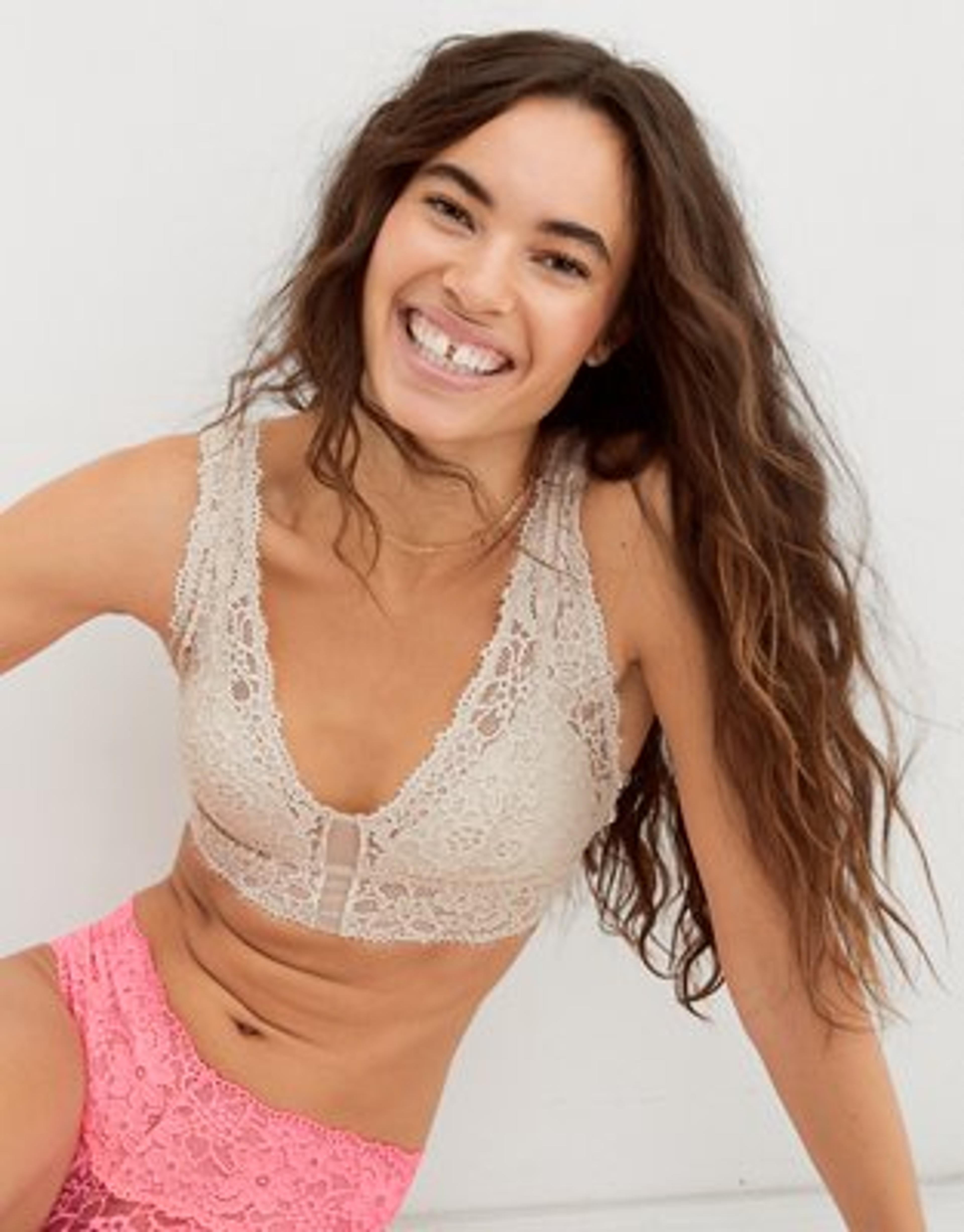 Show Off Eyelash Lace Padded Plunge Bralette