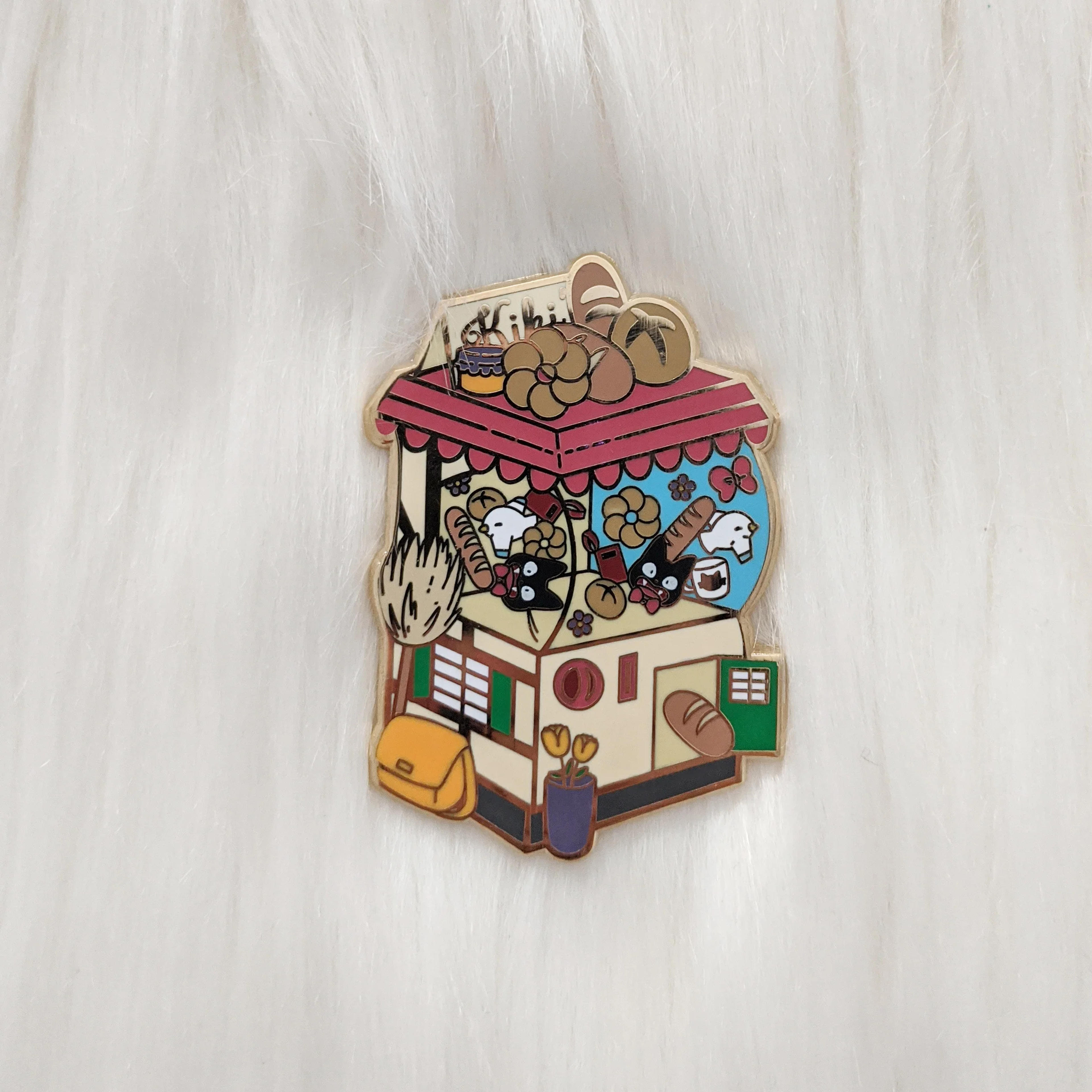 Pan-Pan-Pon - Enamel Pin – Sugar [Cubed]³ Studios