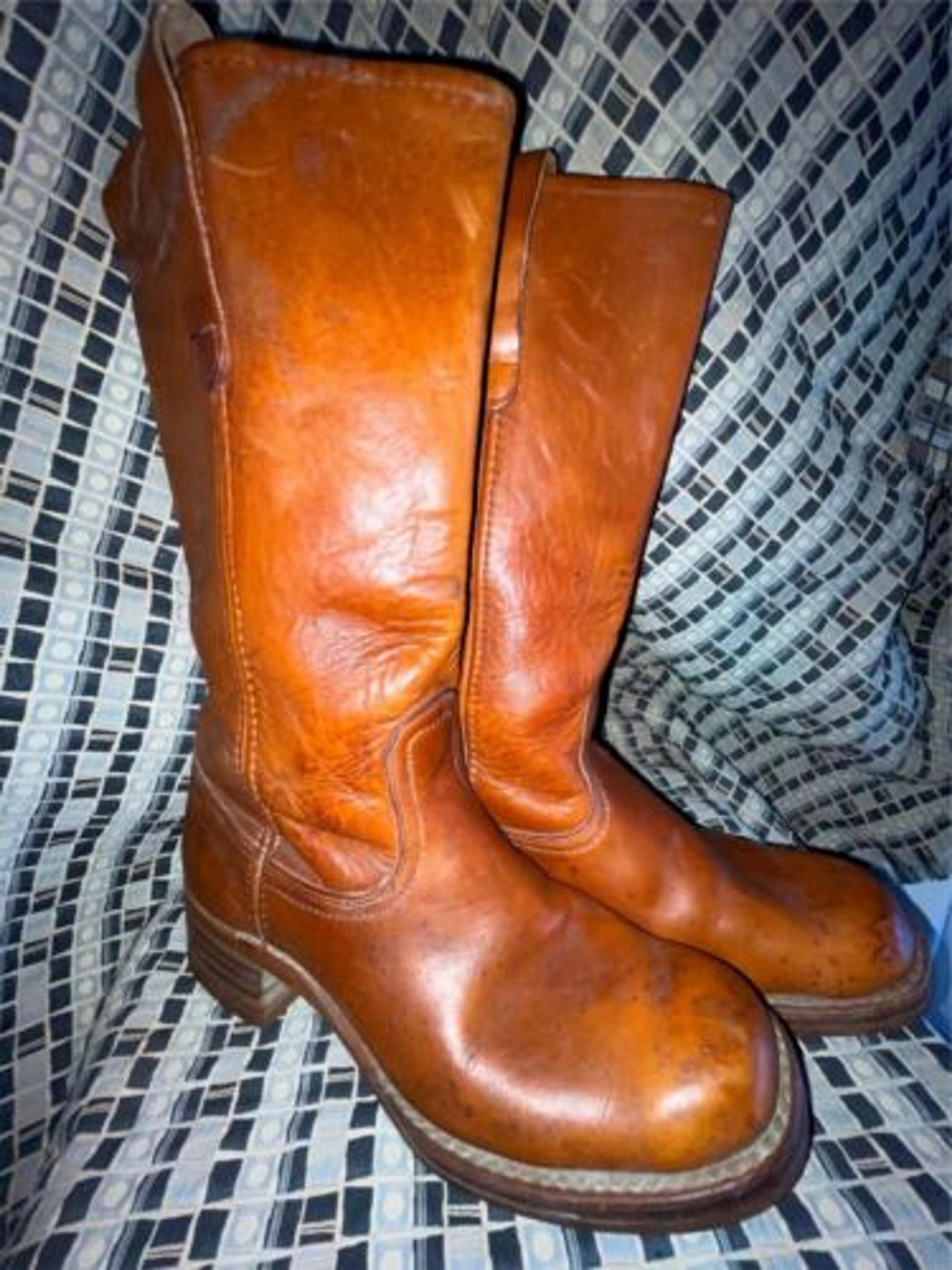 VTG 70S MENS 10 LEATHER ROUND TOE COWBOY WESTERN MOTORCYCLE  DISCO BOOTS