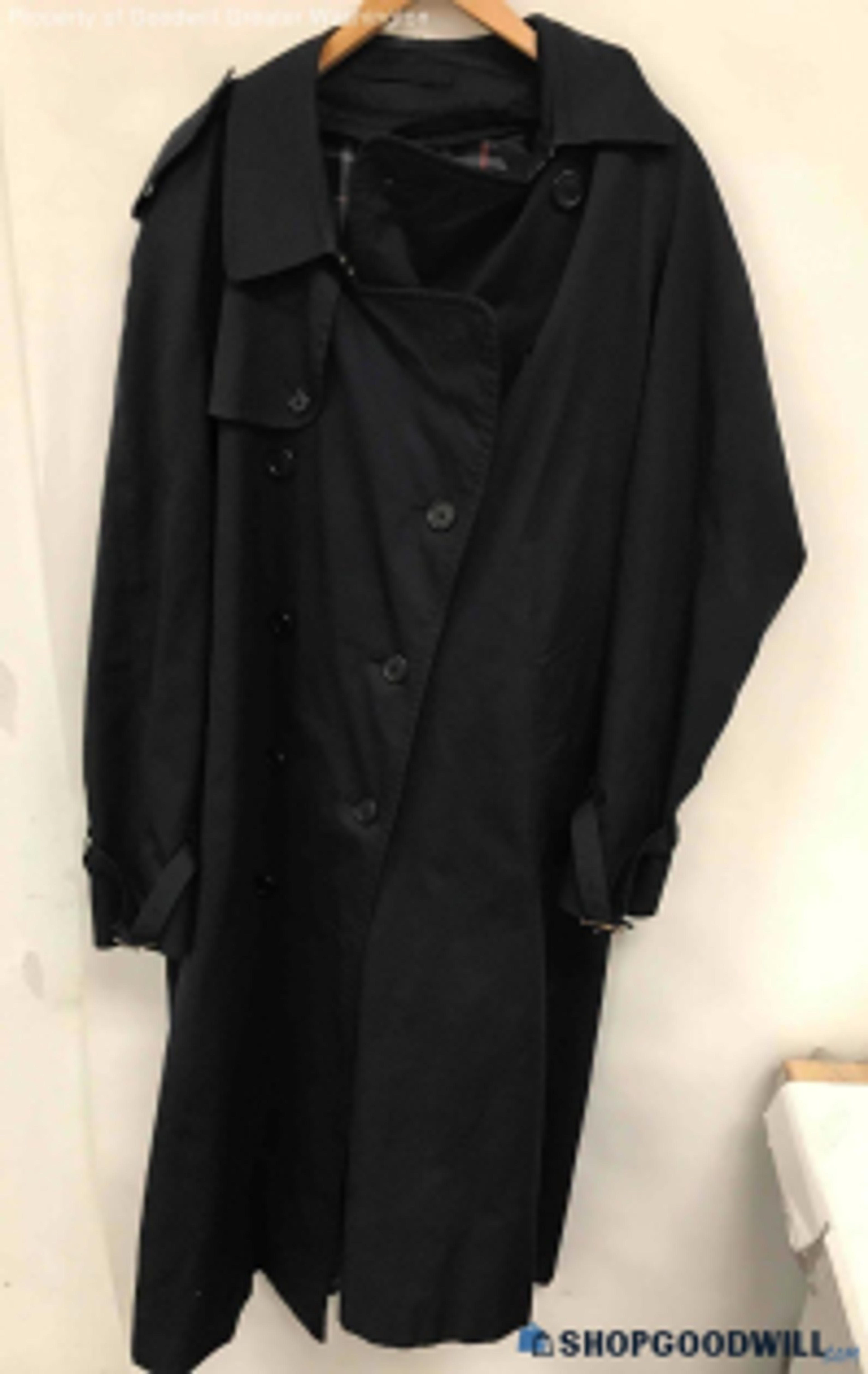 COA Burberry Women's Made In England Blue Trench Coat - shopgoodwill.com