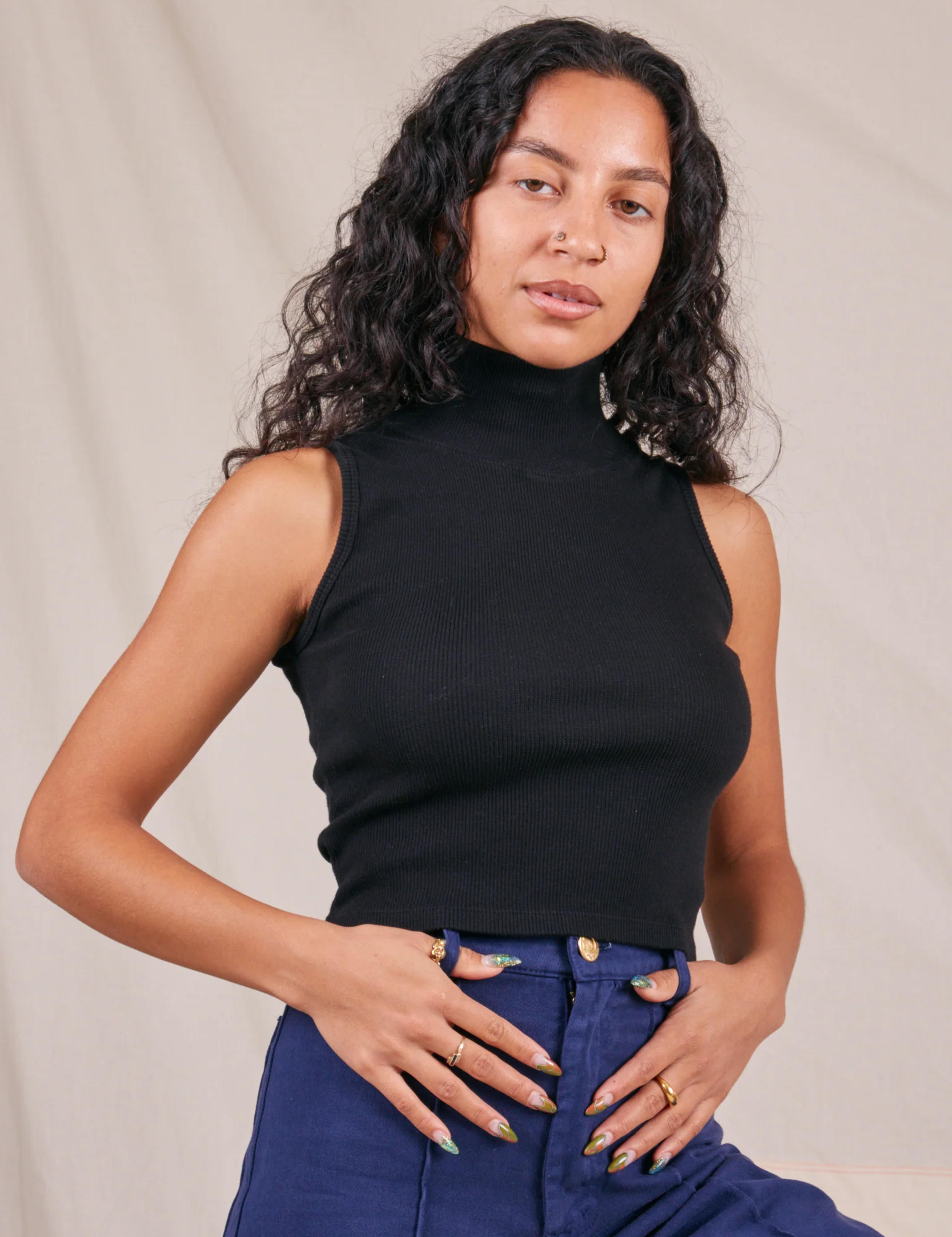 Sleeveless Essential Turtleneck - Basic Black – BIG BUD PRESS