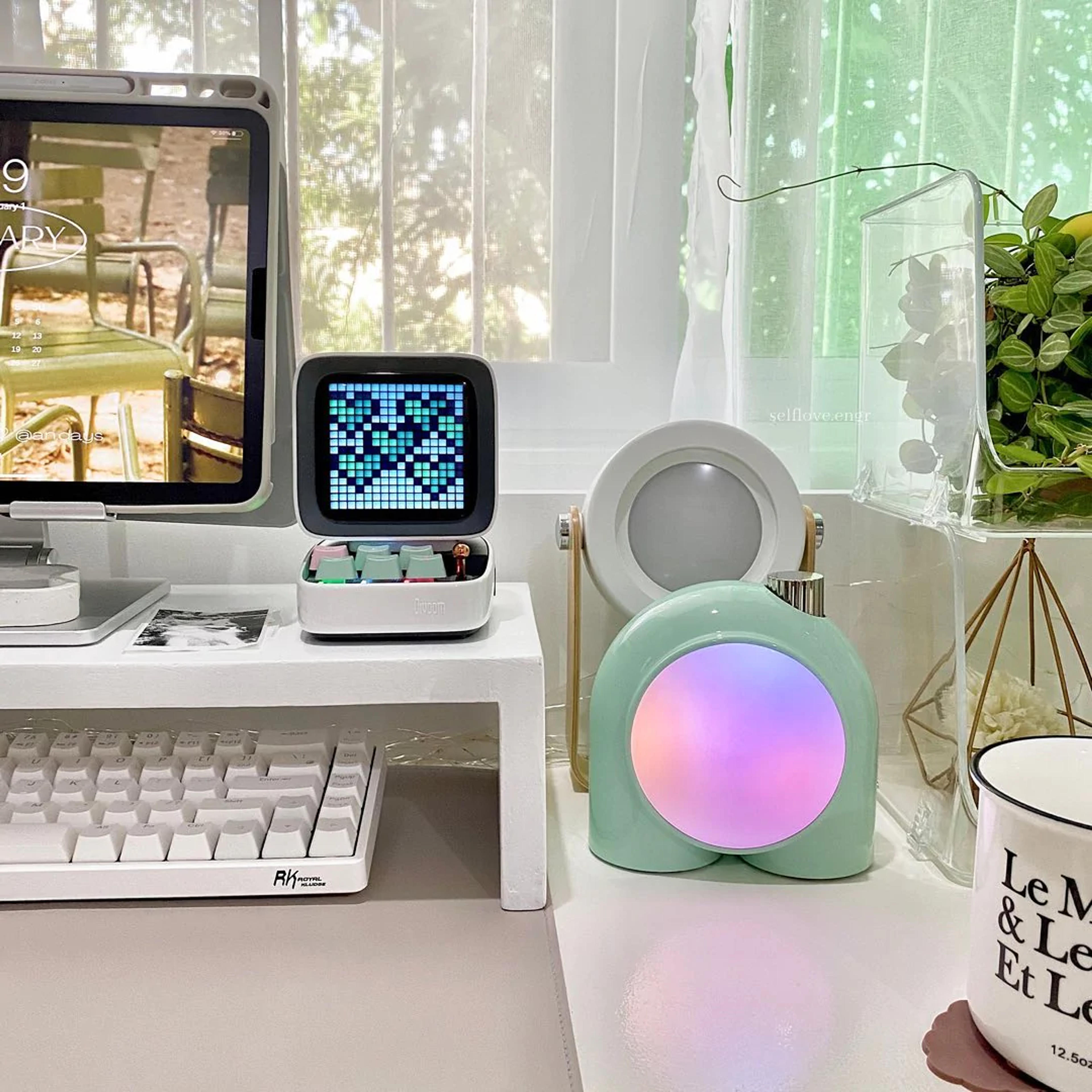 Divoom Ditoo Plus Bluetooth Speaker | Planet-9 Mood LampGaming Desk De