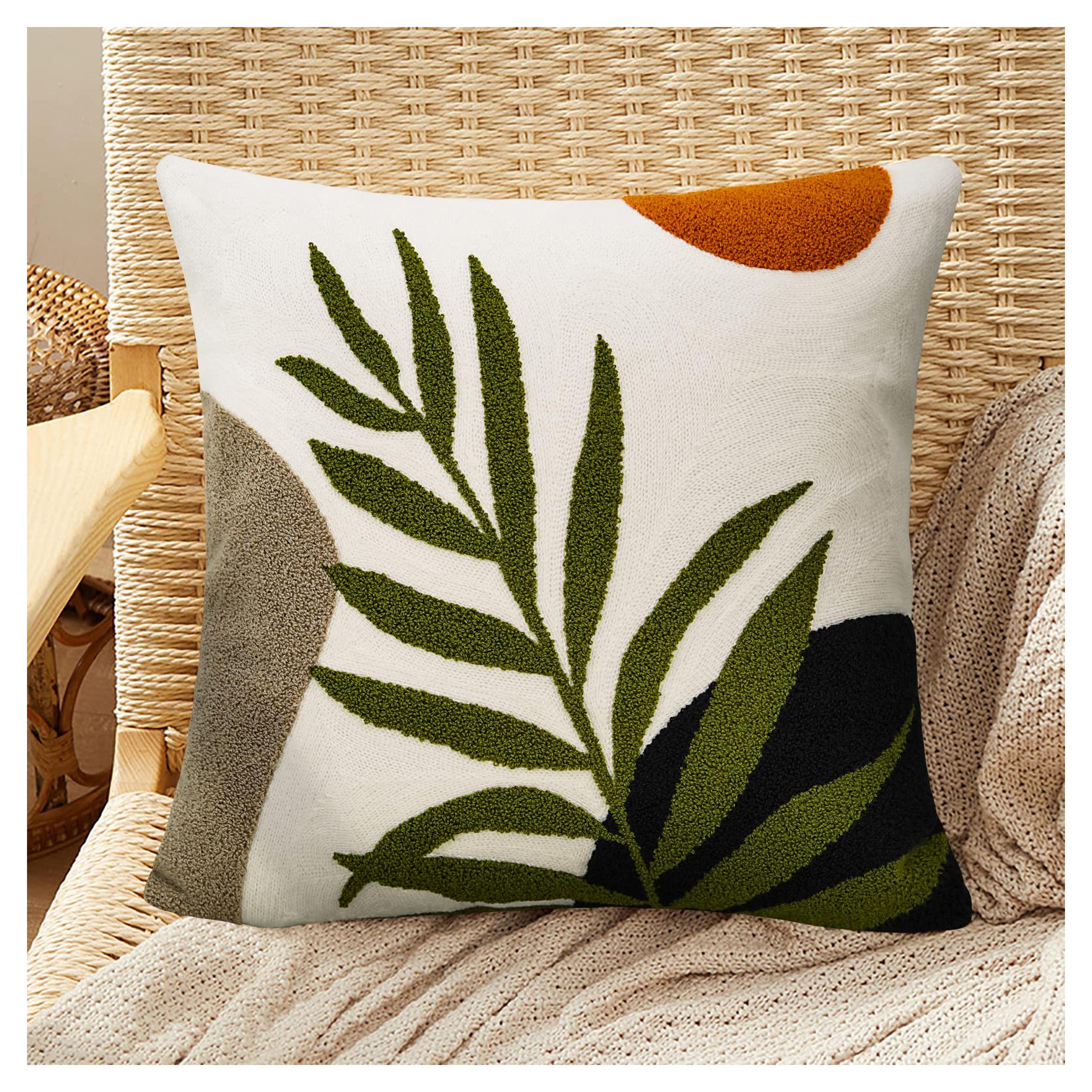 Merrycolor Boho Decorative Throw Pillow Covers 18x18 Tufted Green Decorative Pillows Covers Sun Leaf Mid Century Modern Throw Pillows for Bed Couch Sofa Living Room 1PC(Black and Green)