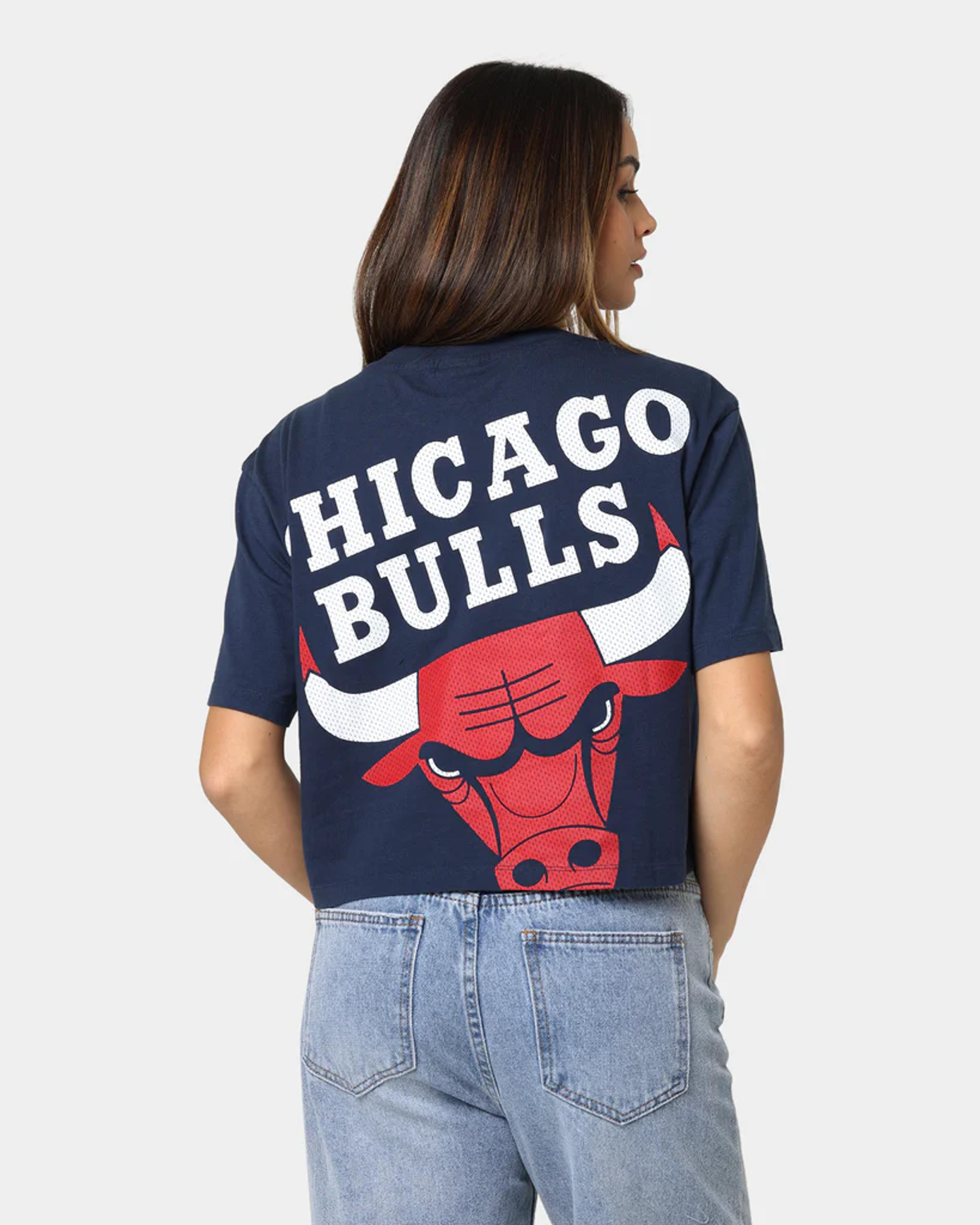 Tommy Jeans Women's Tommy Jeans X NBA Chicago Bulls W1 T-Shirt Twiligh | Culture Kings US