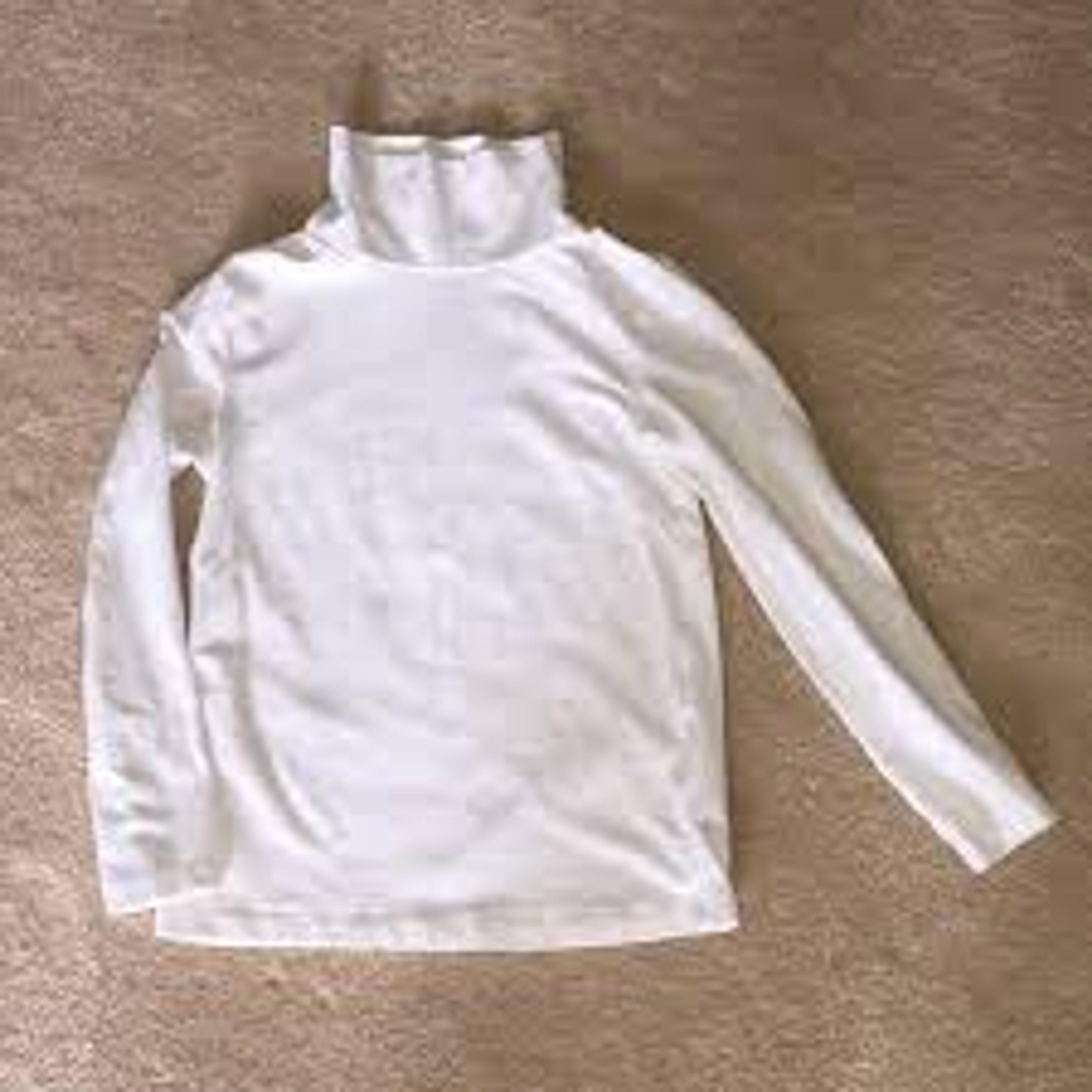 H&M Shirts & Tops | H&M Girls Mock Turtleneck Size 4-6y | Color: White | Size: 5g | Becker1211's Closet