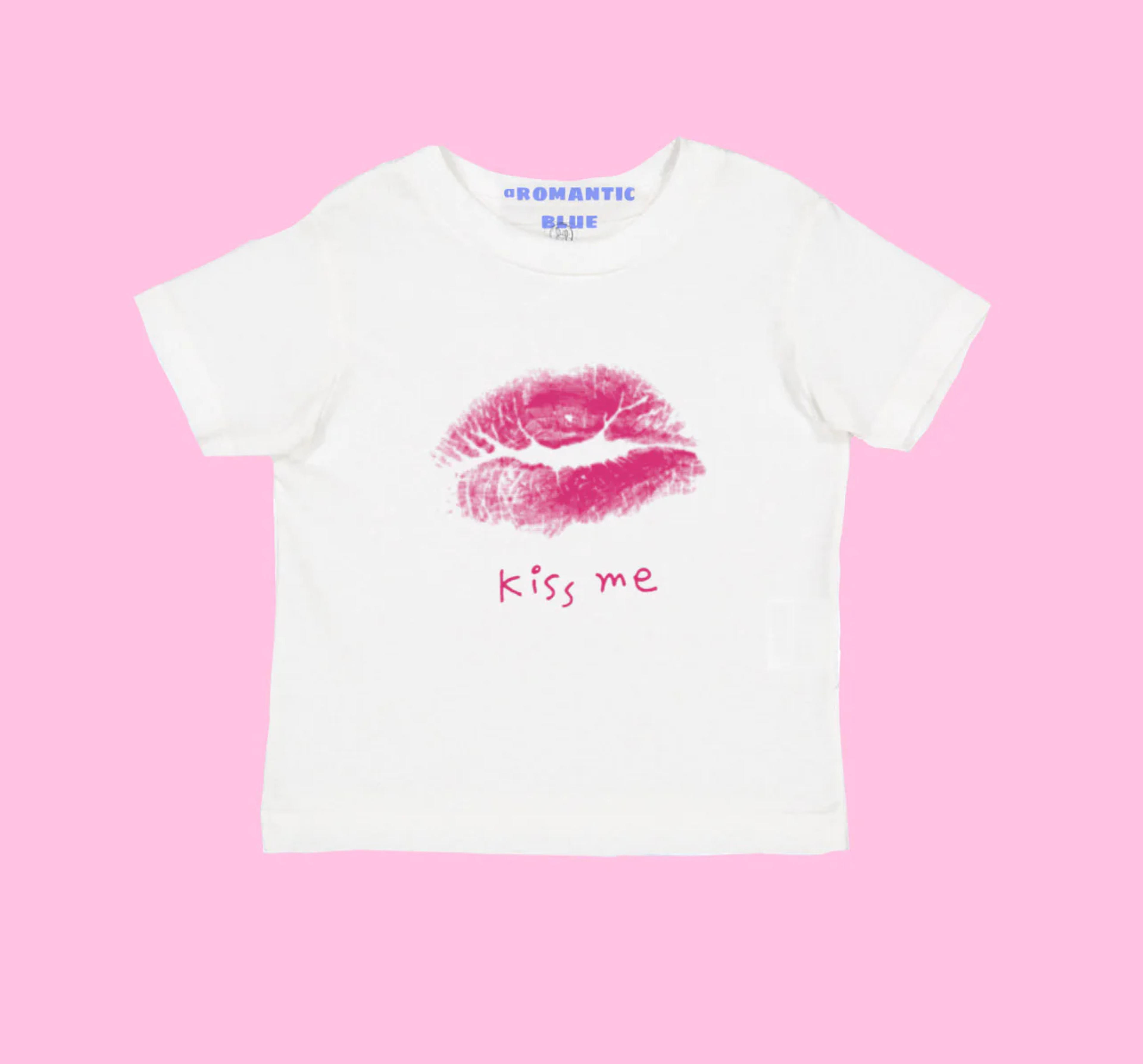 Kiss Me Tee – romanticblue