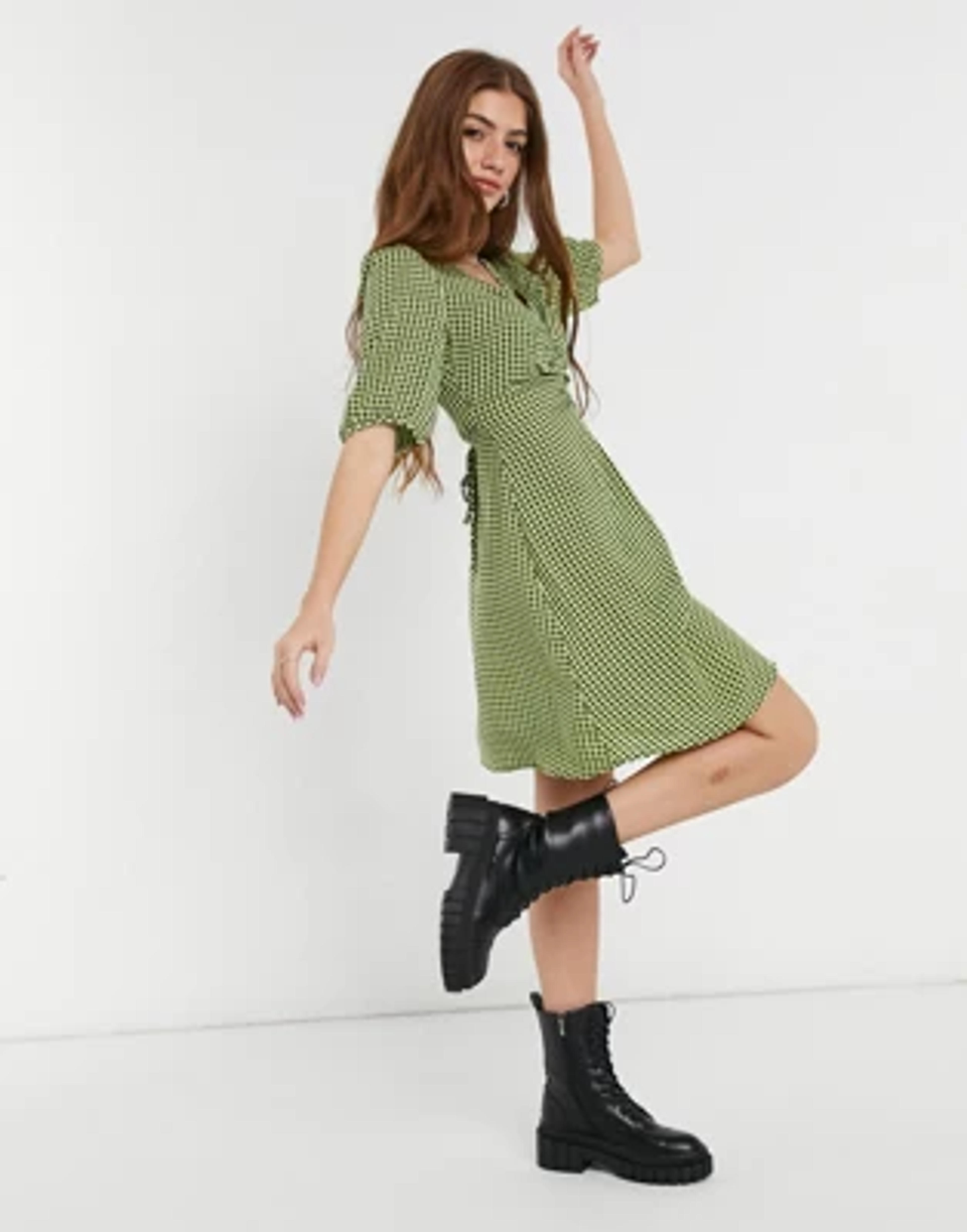 New Look ruched bust mini tea dress in green gingham | ASOS