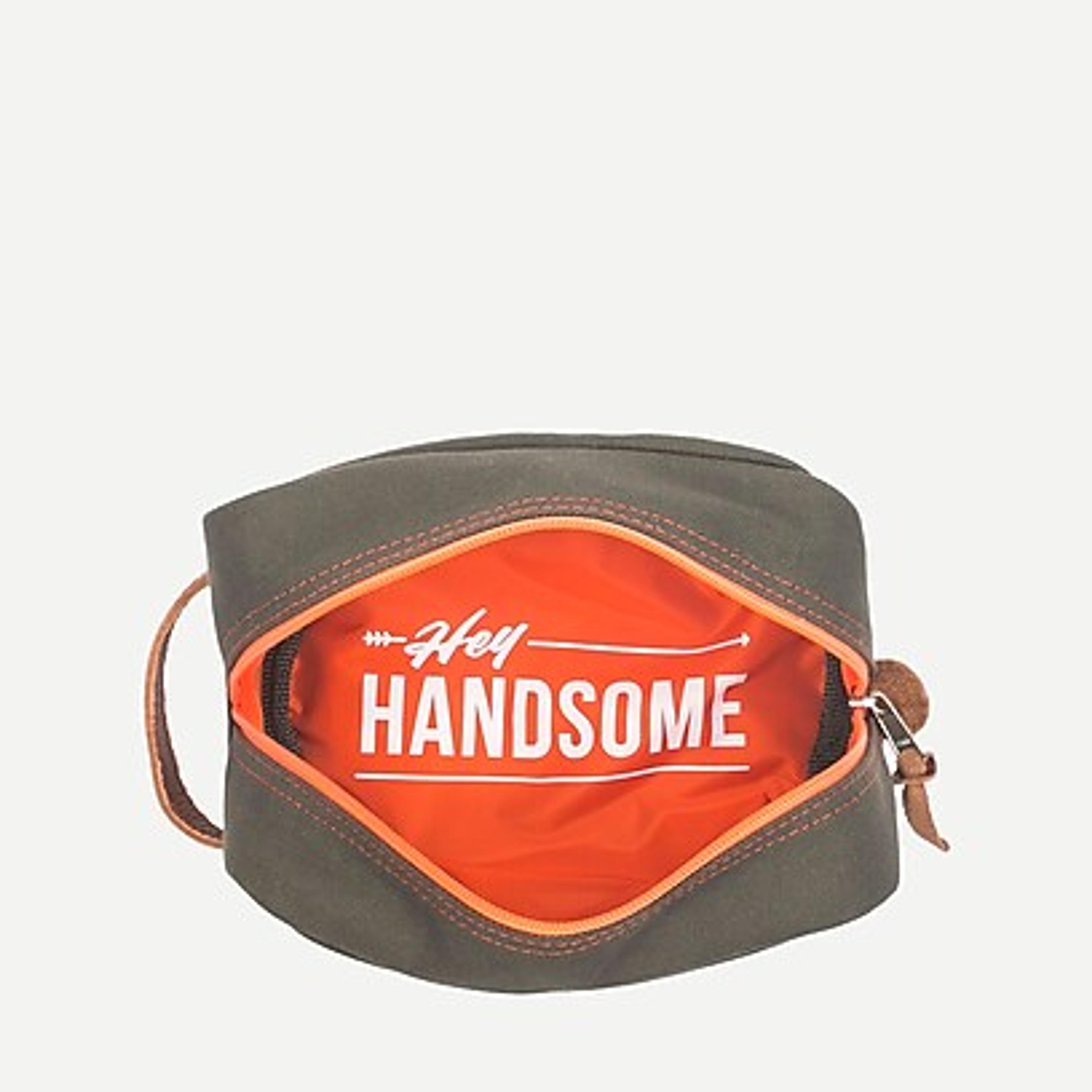 Boarding Pass NYC™ Hey Handsome shaving kit bag