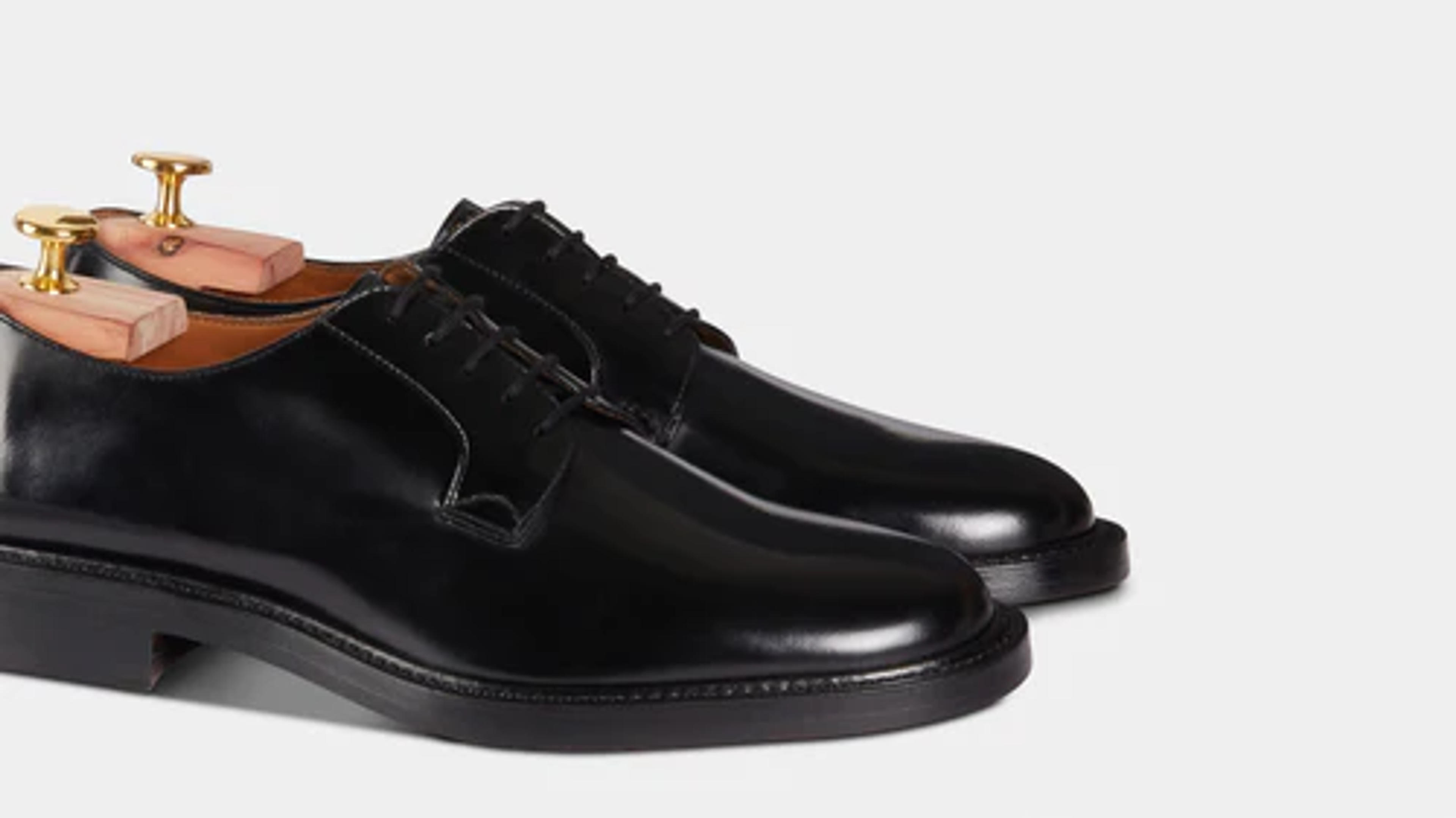 Men’s classic black leather Derby shoes | Velasca