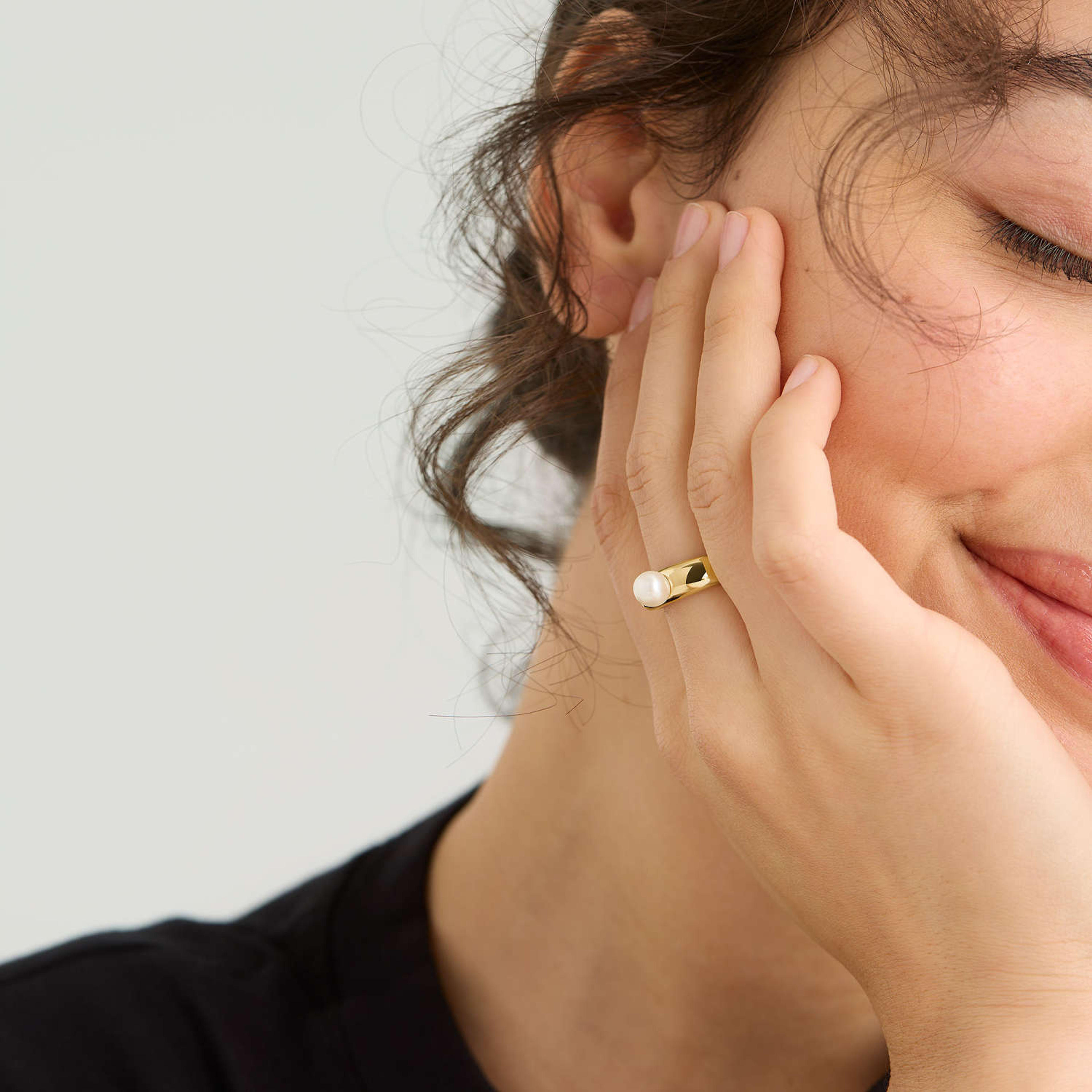 Mini Pearl Dome Ring | Mejuri