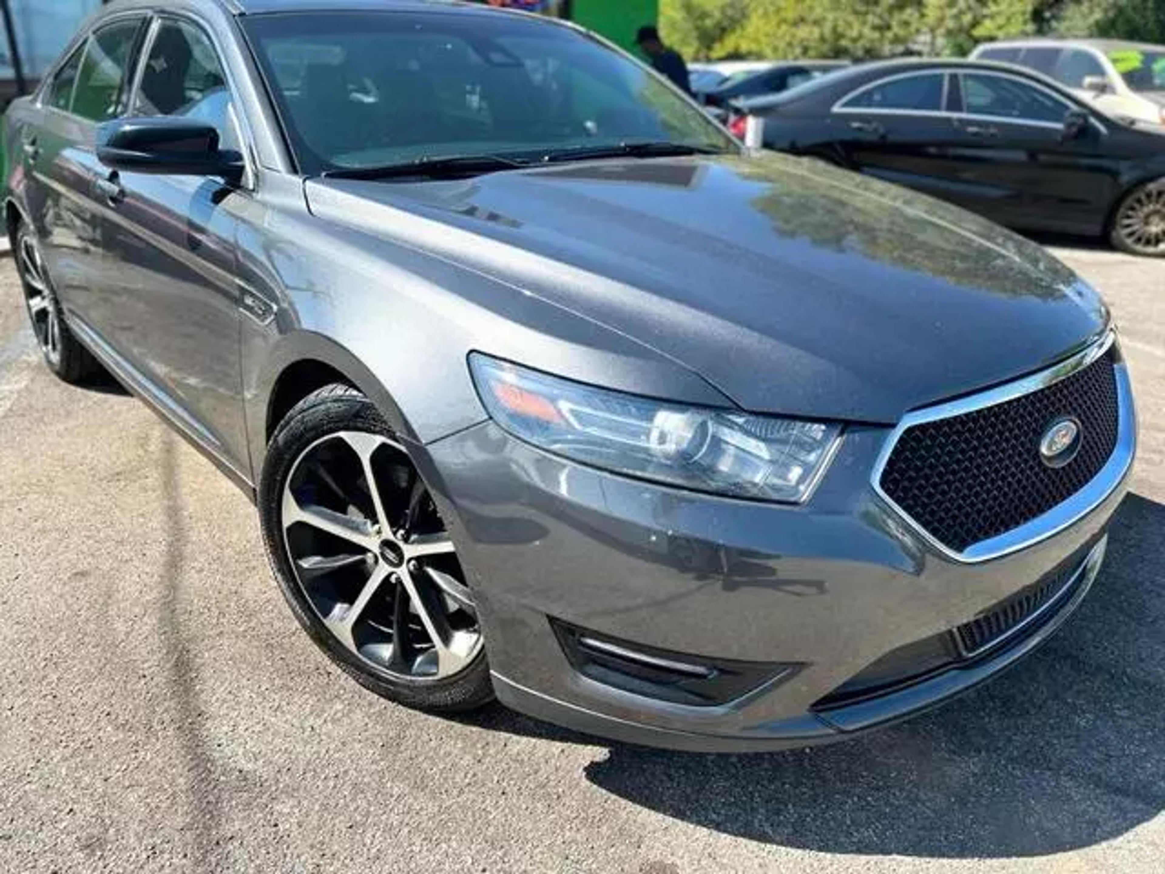 Used 2015 Ford Taurus SHO For Sale $7,995 | Cars.com