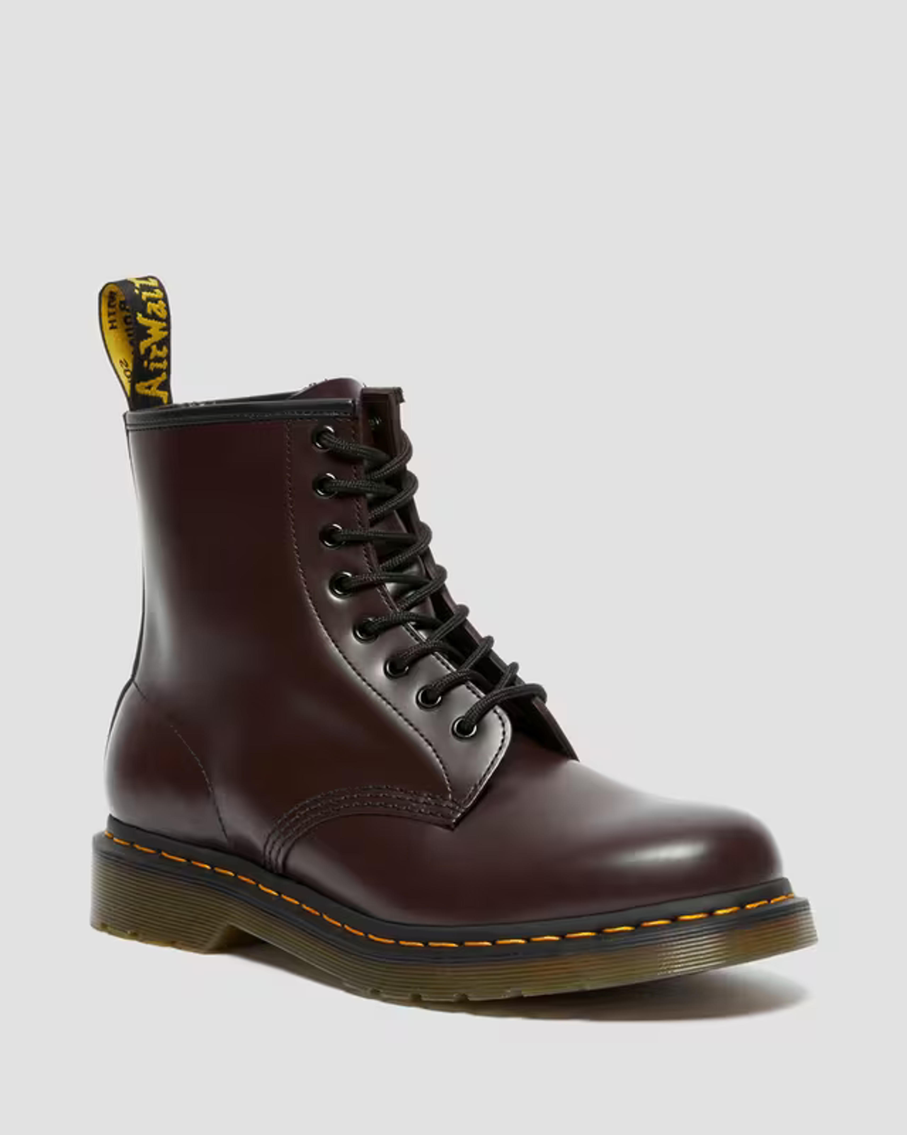 1460 Smooth Leather Lace Up Boots in Burgundy | Dr. Martens