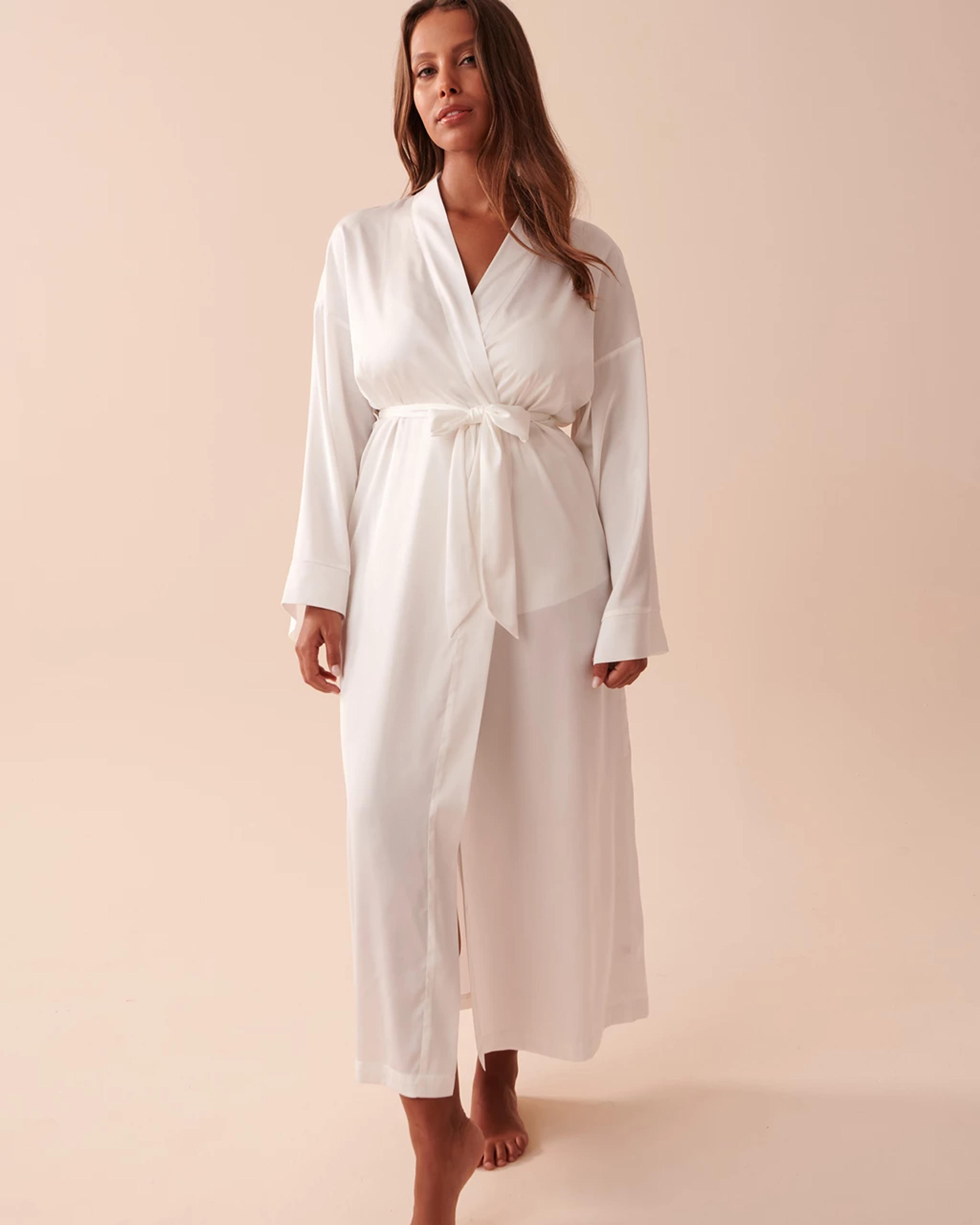 Satin Kimono - Pearly White | la Vie en Rose