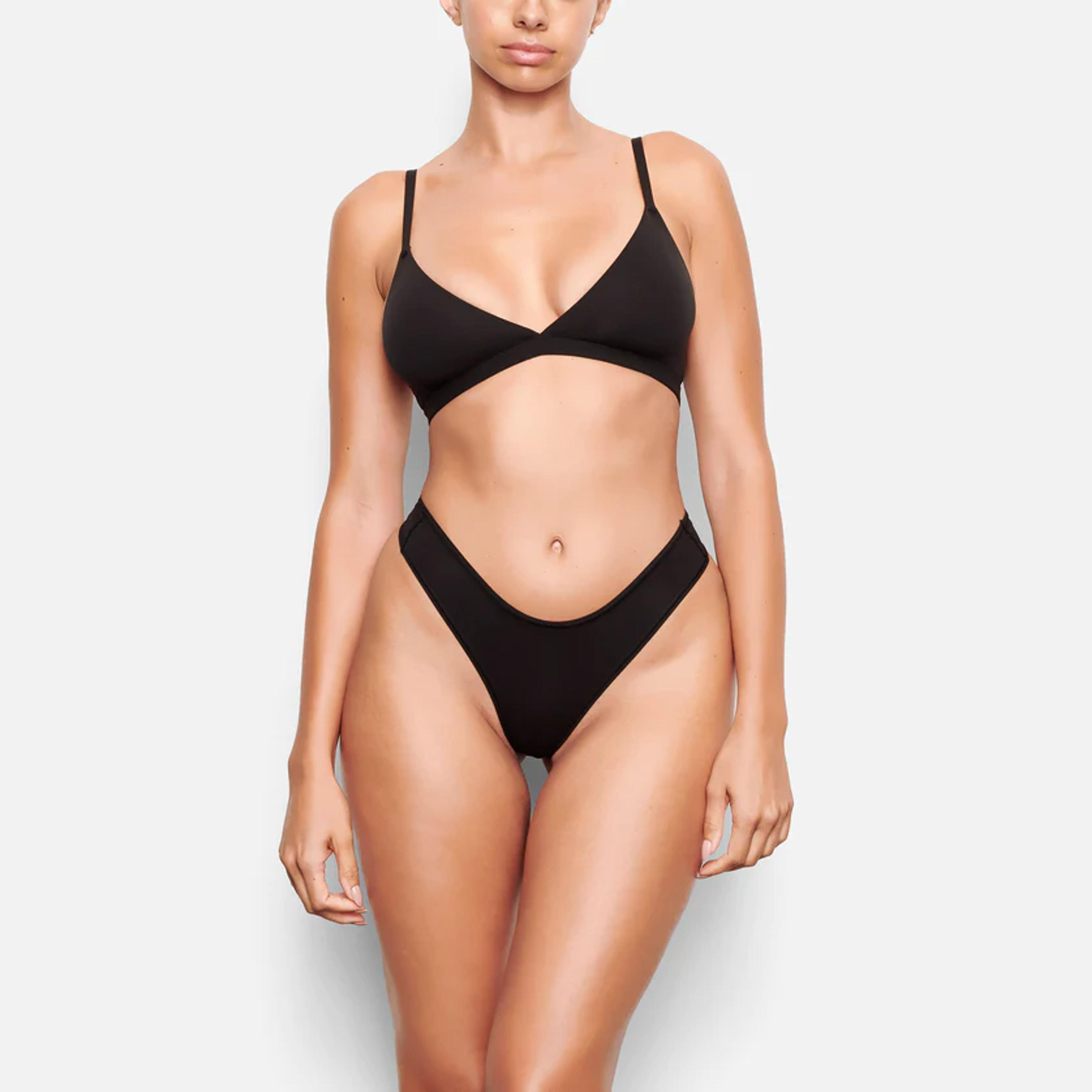 Fits Everybody Dipped Front Thong - Onyx | SKIMS