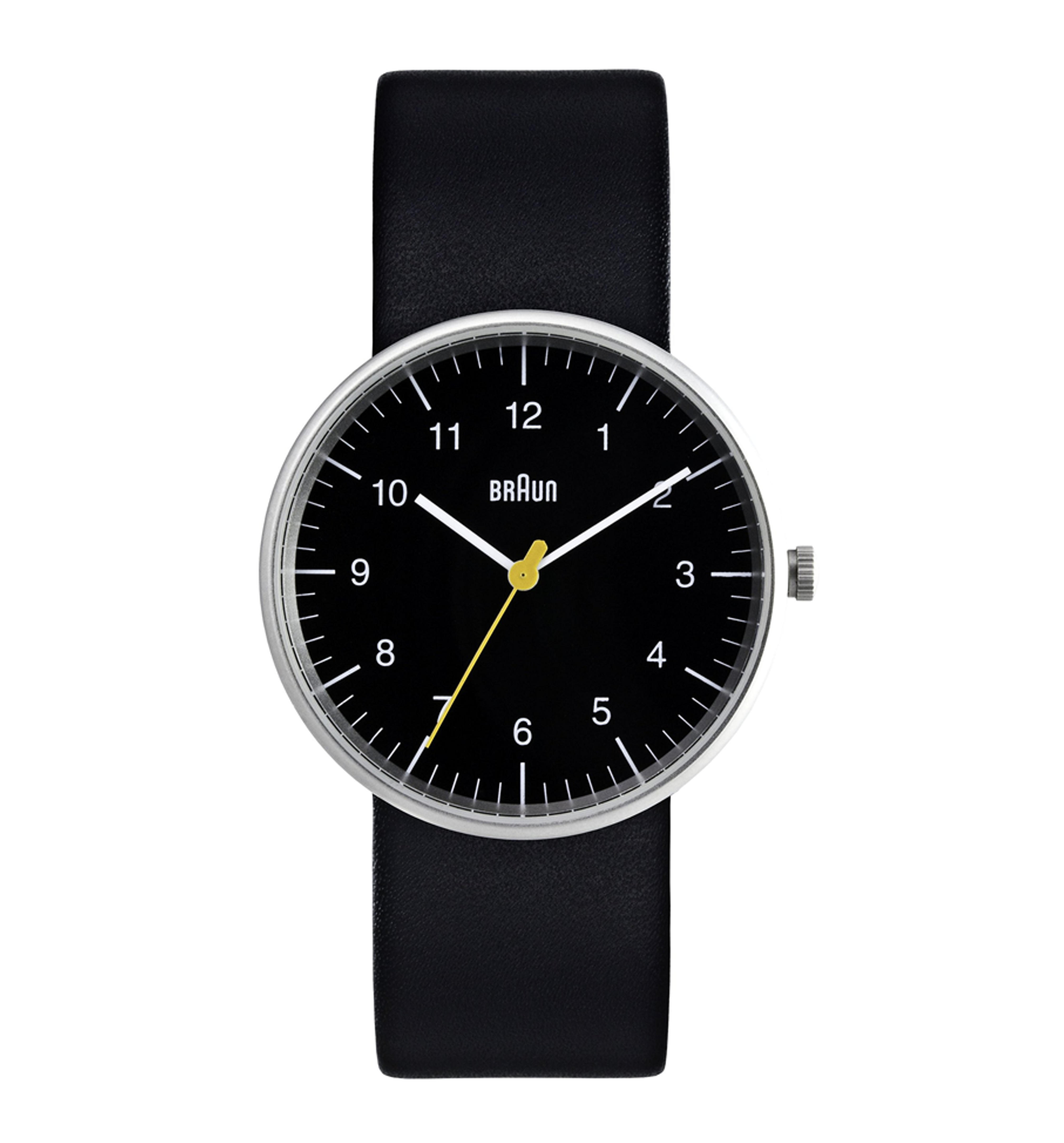 Braun Men's Analog Watch, Black Face and Black Leather Band