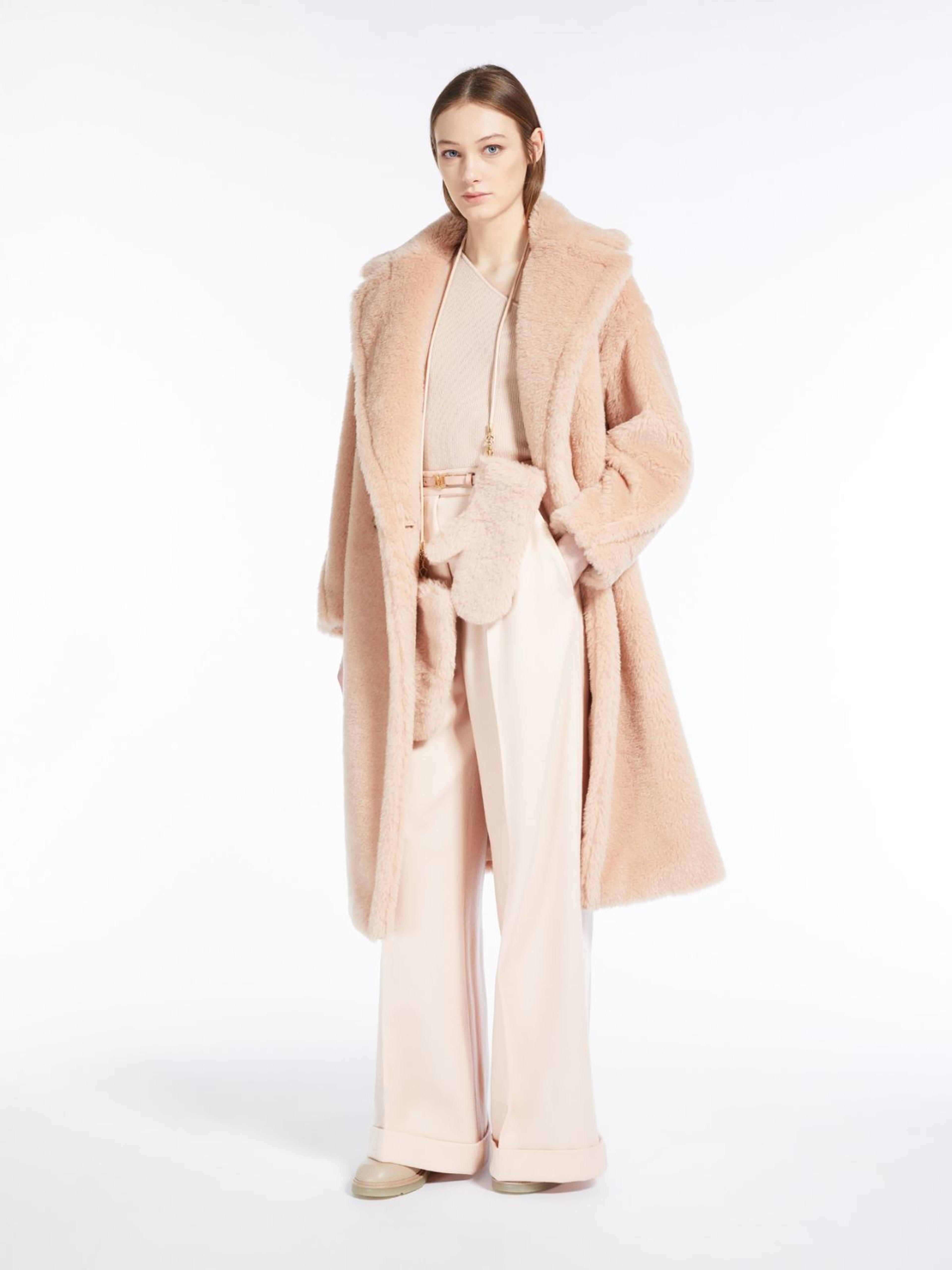 Teddy Bear Icon Coat, pink | "TEDGIRL" Max Mara