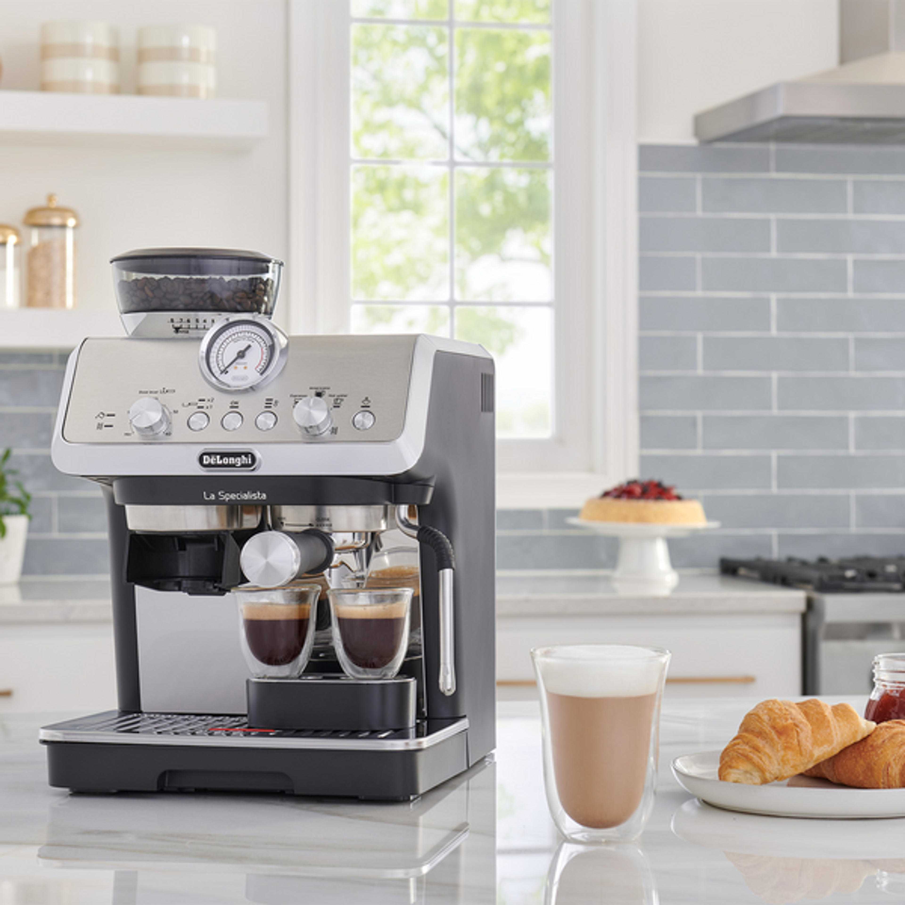 De'Longhi La Specialista Arte Espresso Machine | Sur La Table