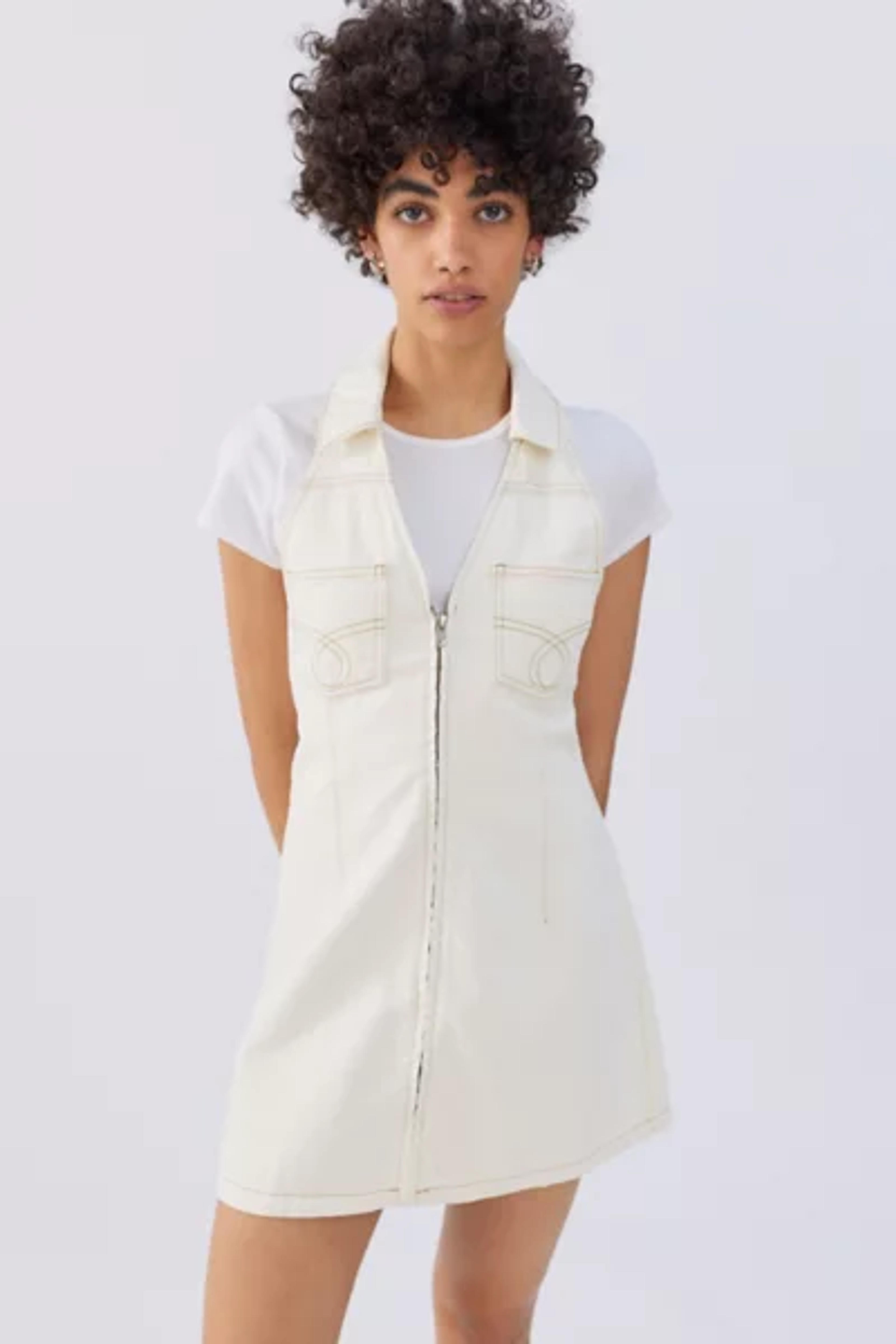 UO Mandie Denim Halter Mini Dress | Urban Outfitters