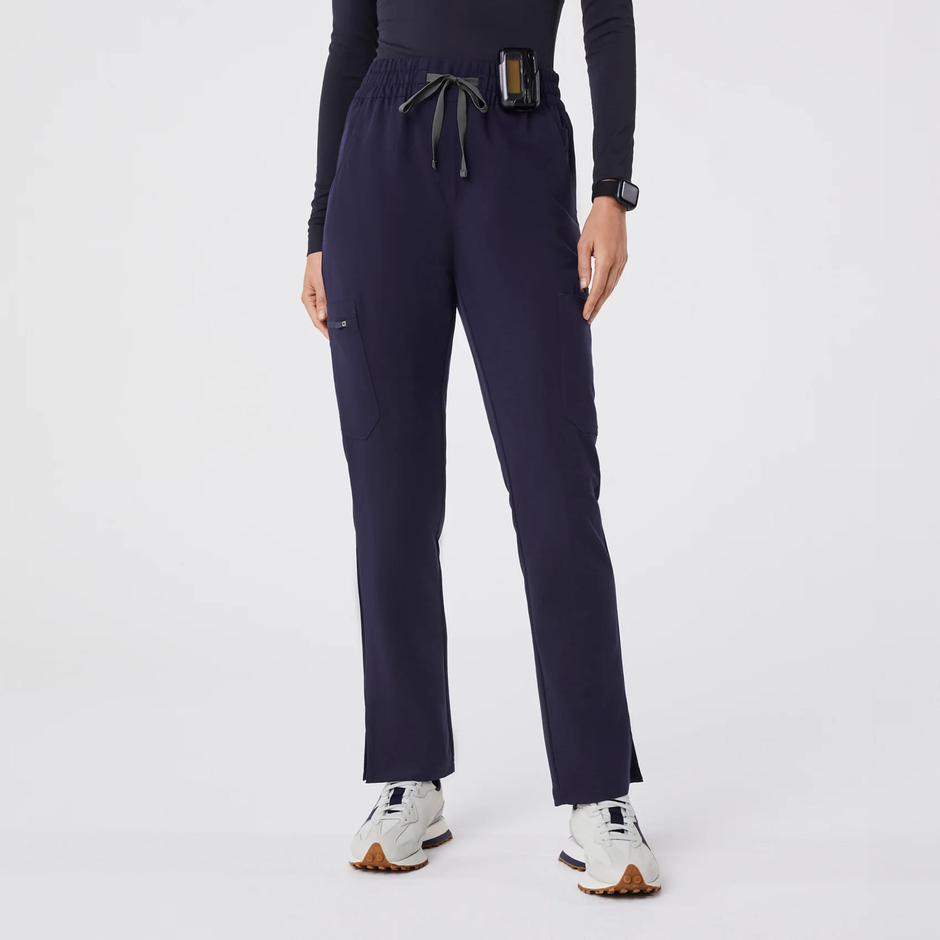 Women’s High Waisted Dowa Scrub Pants - Navy · FIGS