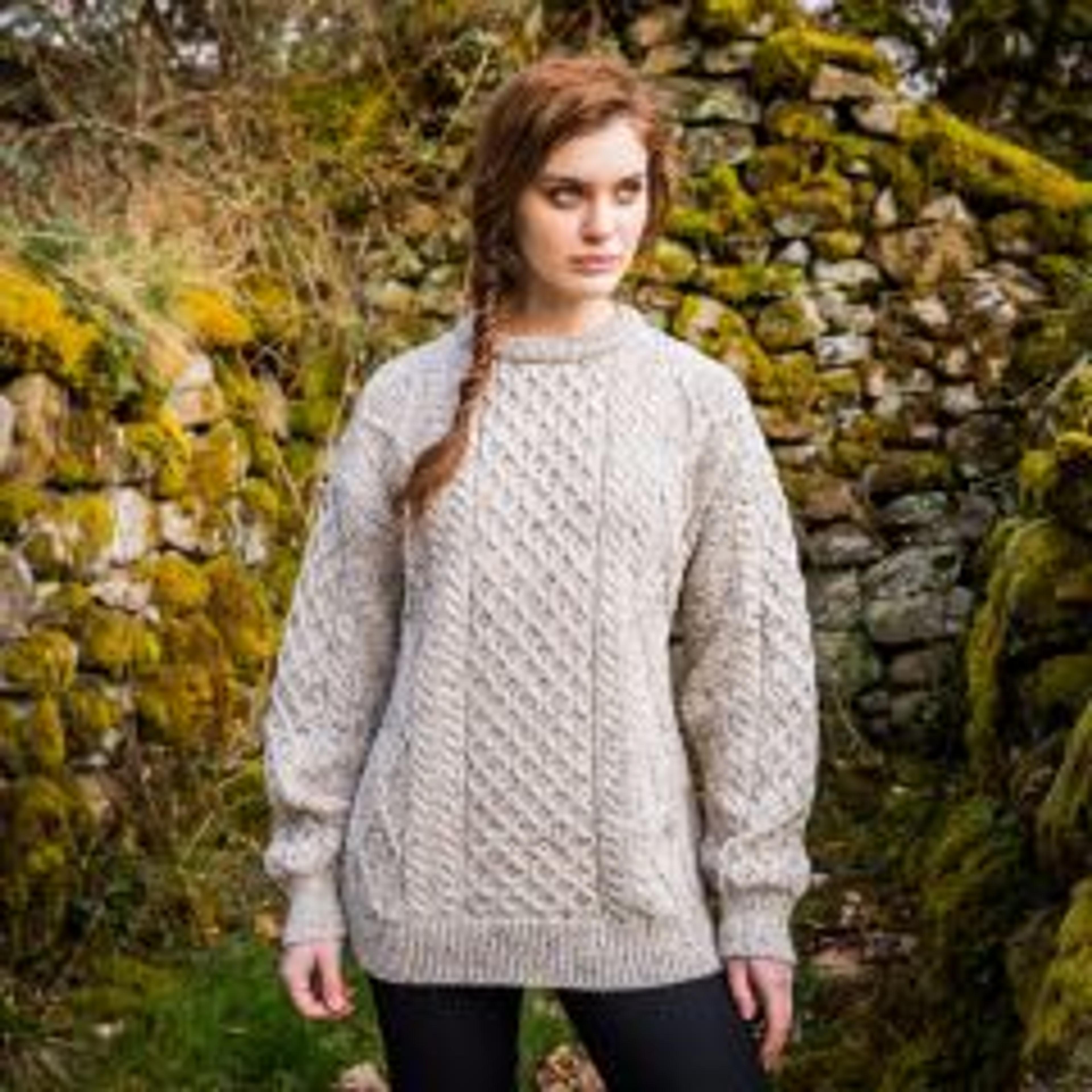 Womens Lightweight Crew Neck Aran Sweater - The Irish Store