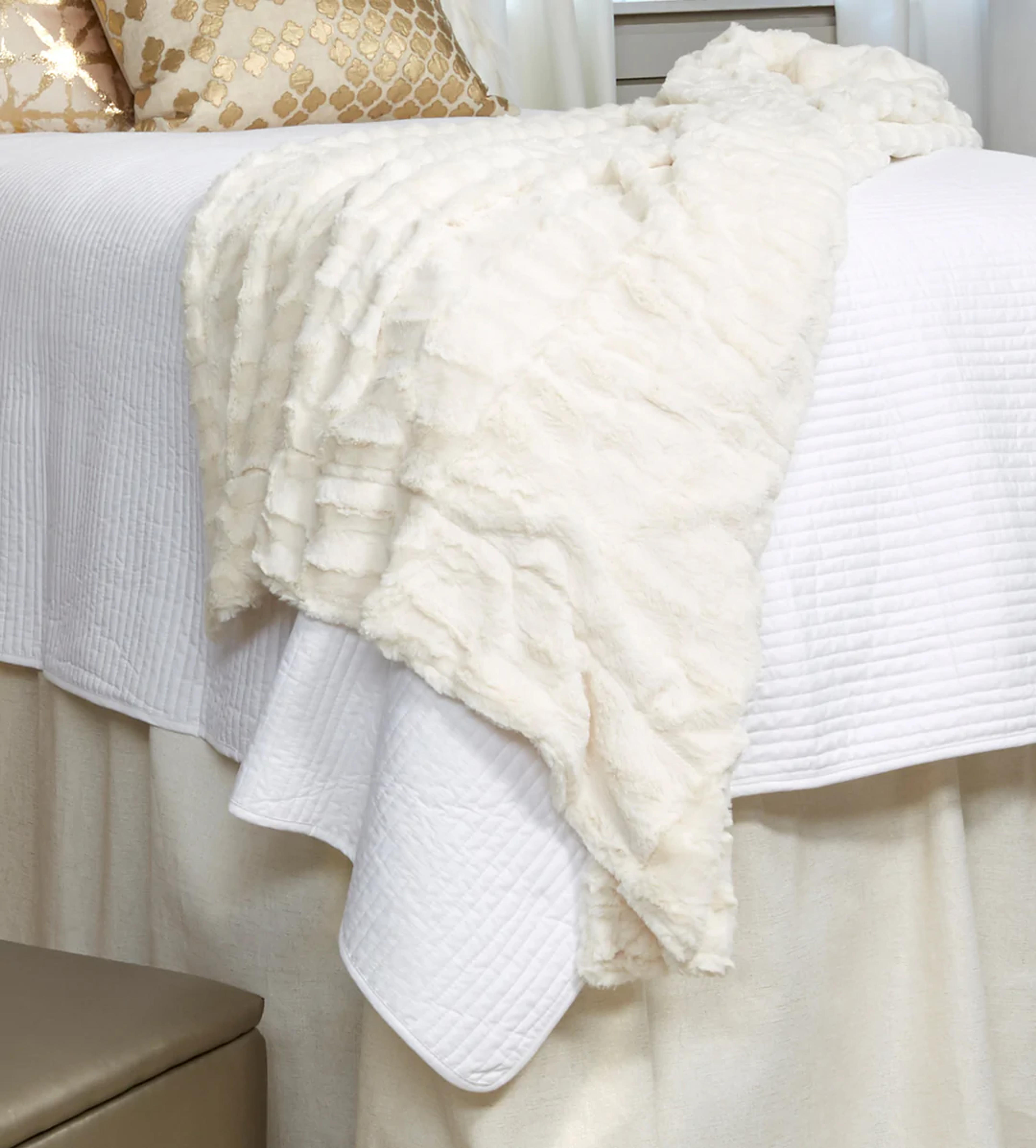 Lush Throw in Ivory- Dorm Bedding | Dorm Decor