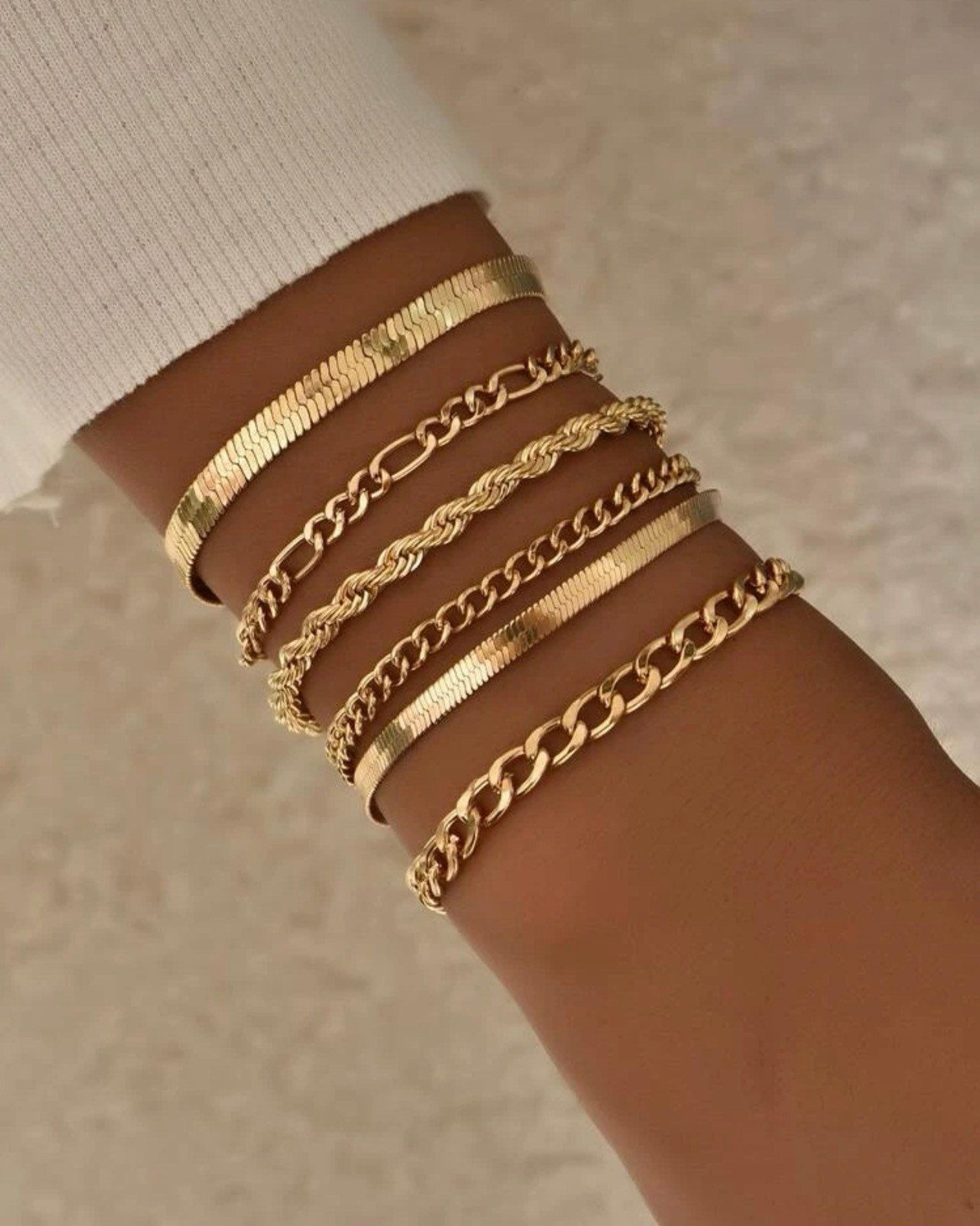 Aslug Gold Chain Bracelet, Chic , Bracelet for Girls, Daughters, Women, Six Pieces