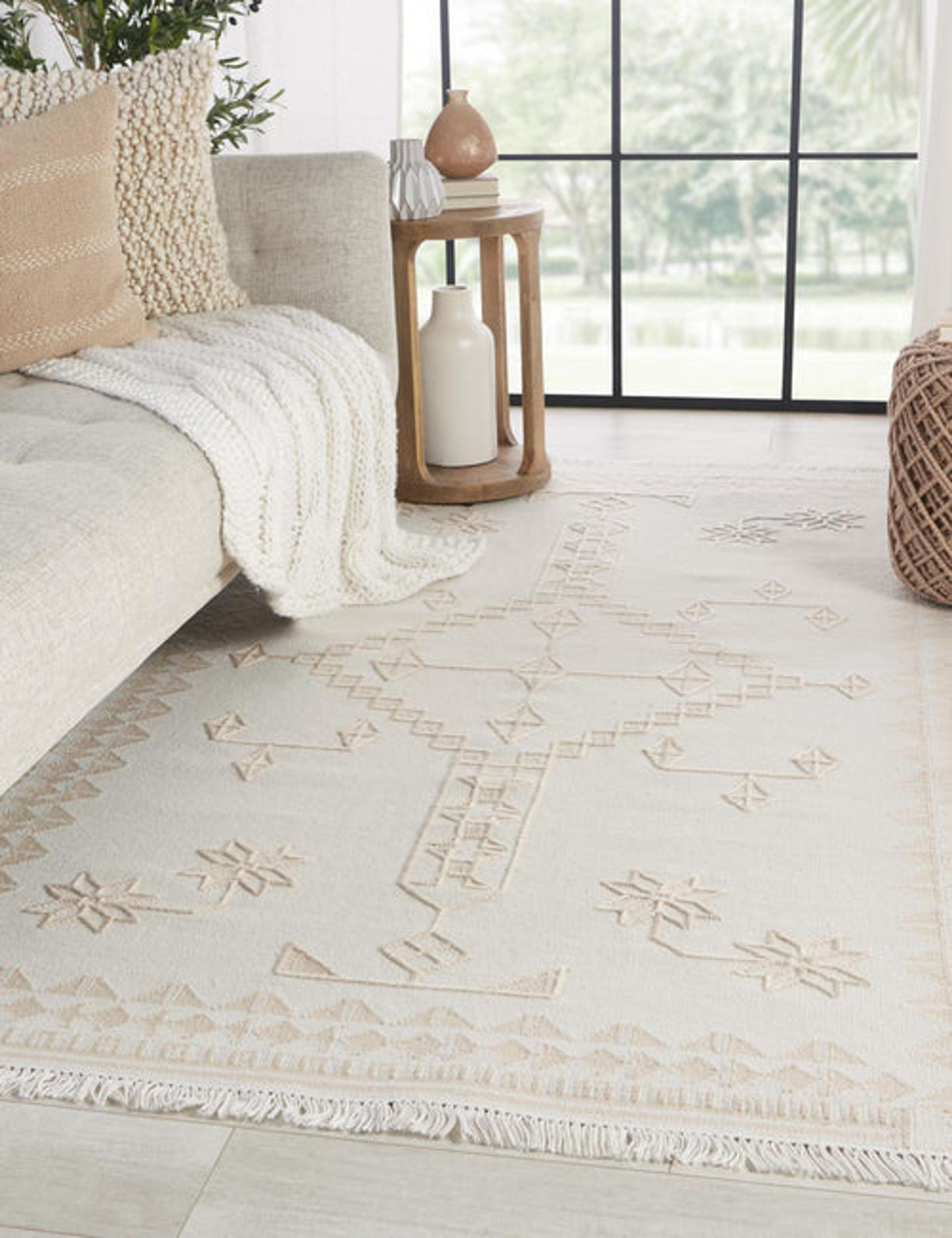 Govea Indoor / Outdoor Rug