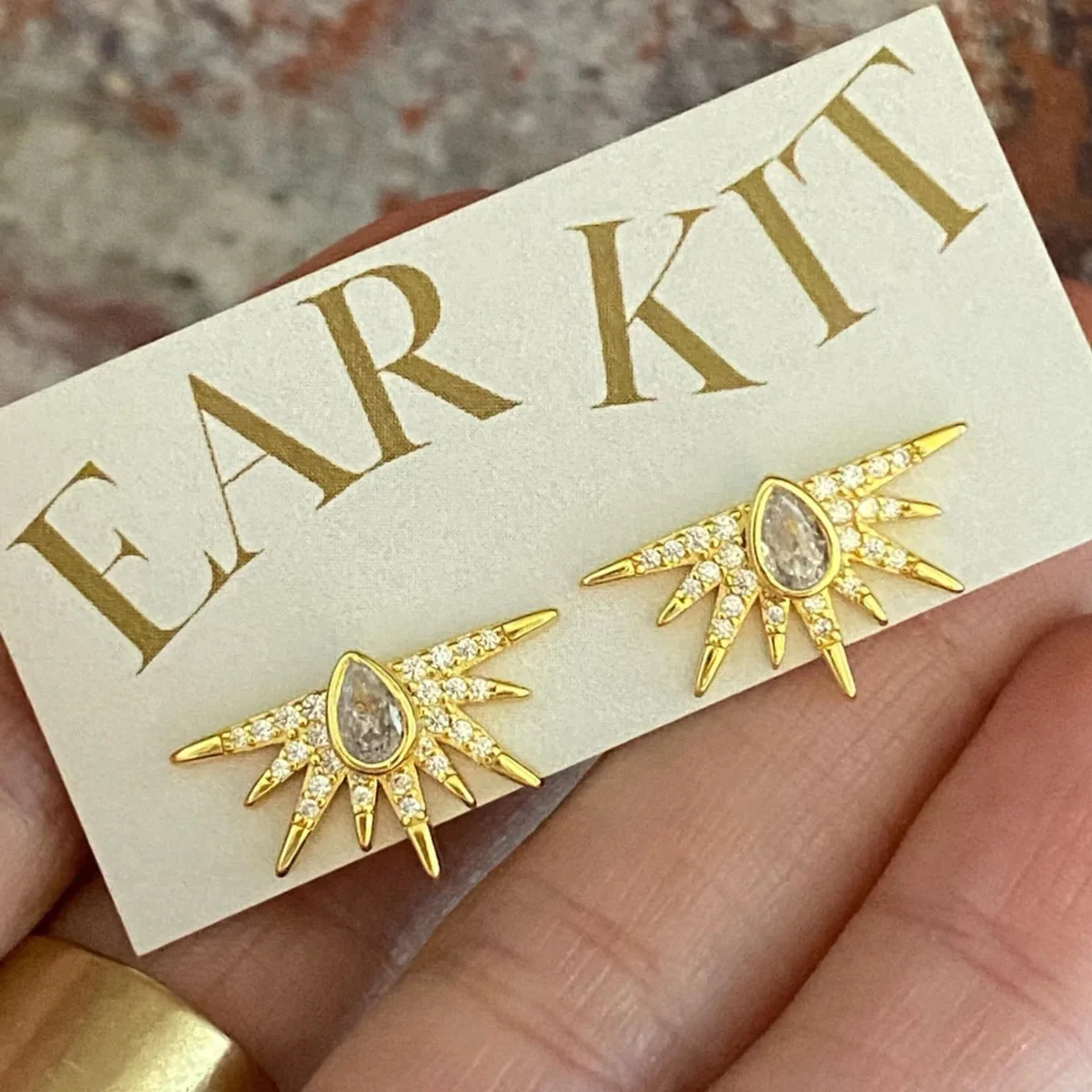 Hayley Studs + Stella Plate – www.earkit.com