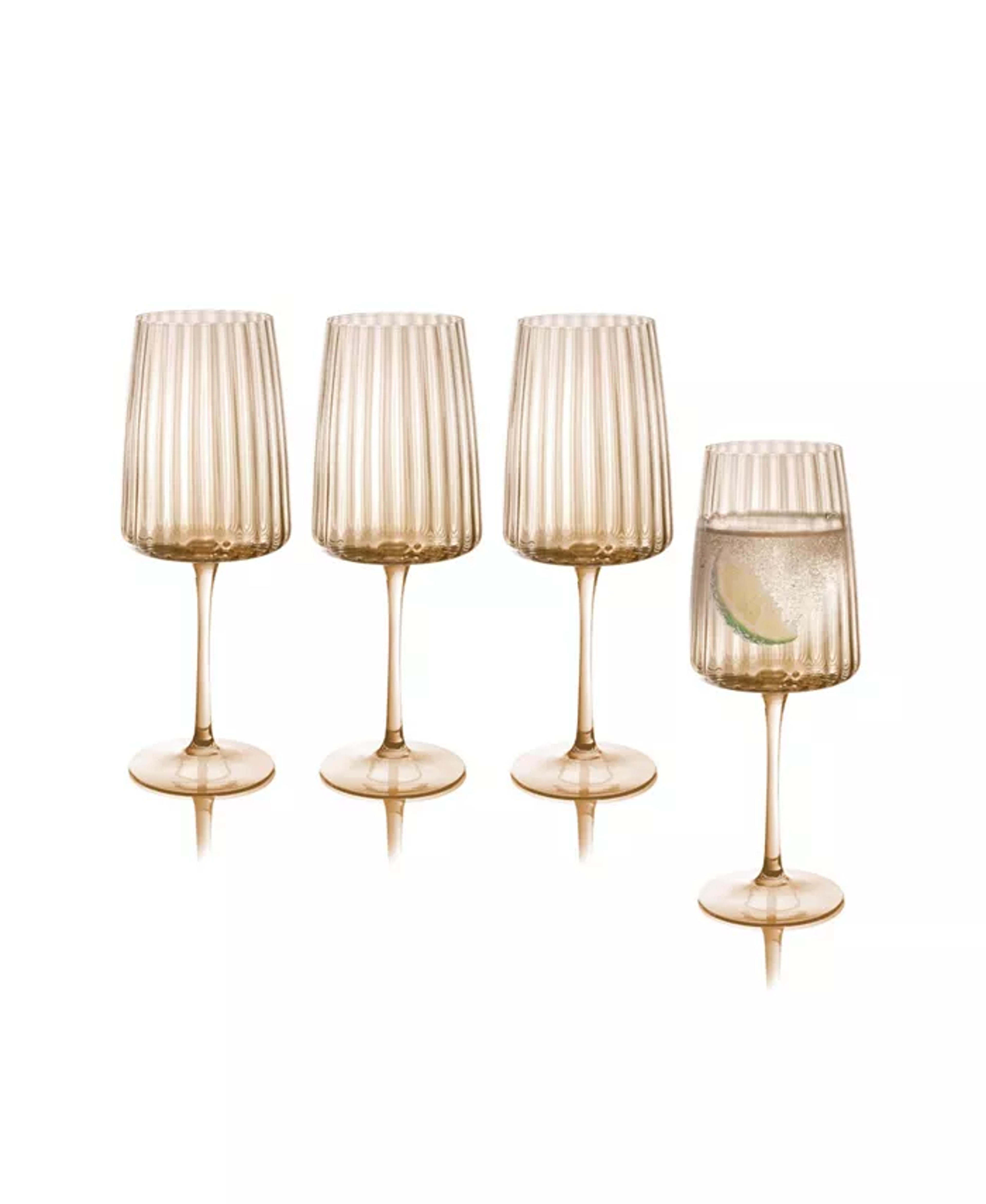 Qualia Glass Modern Ap Wine Glasses, Set of 4 - Macy's