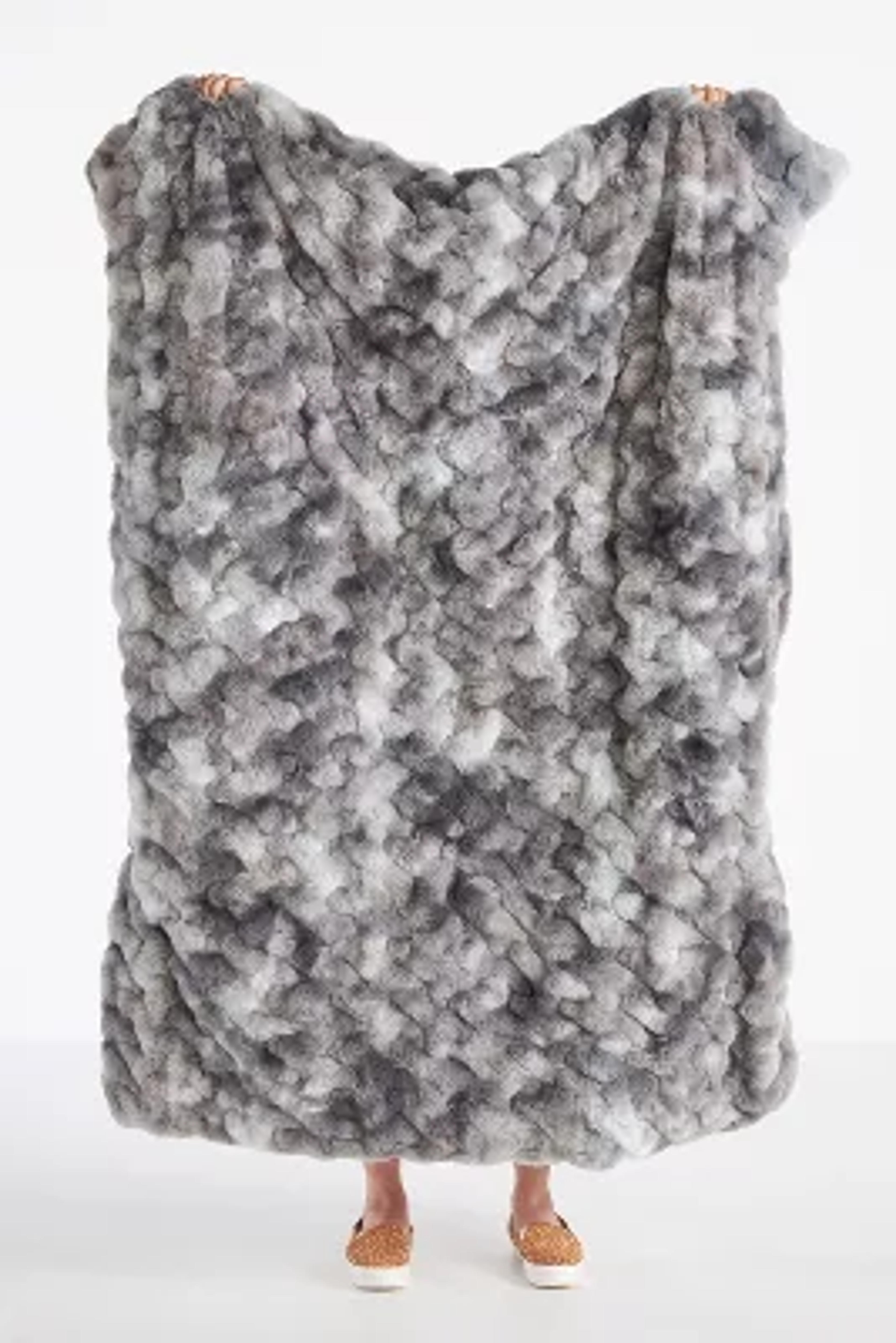 Luxe Faux Fur Throw Blanket | Anthropologie