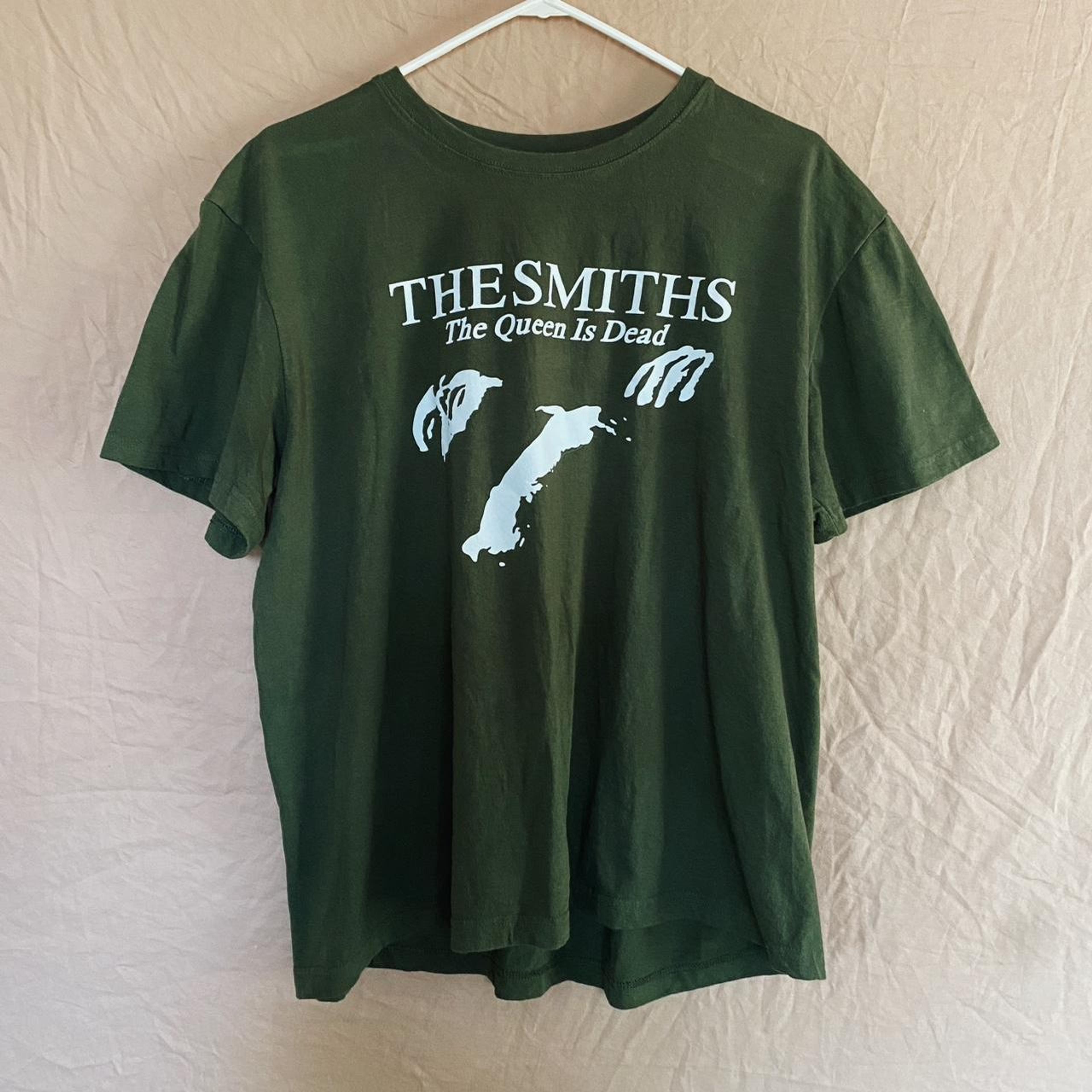 The Smiths T-Shirt 💽
no size but fits xs, s, m,... - Depop