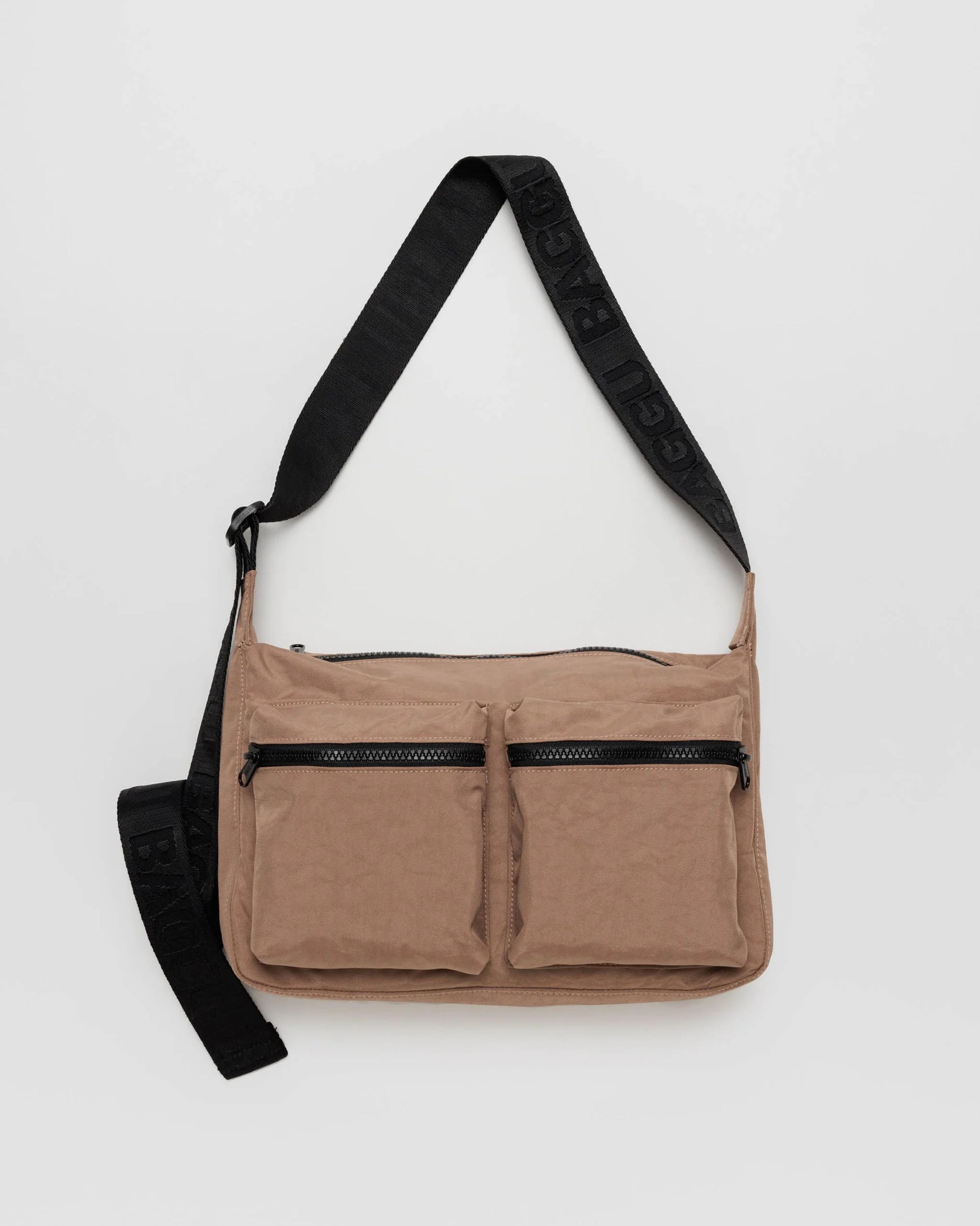 Medium Cargo Crossbody : Cocoa - Baggu