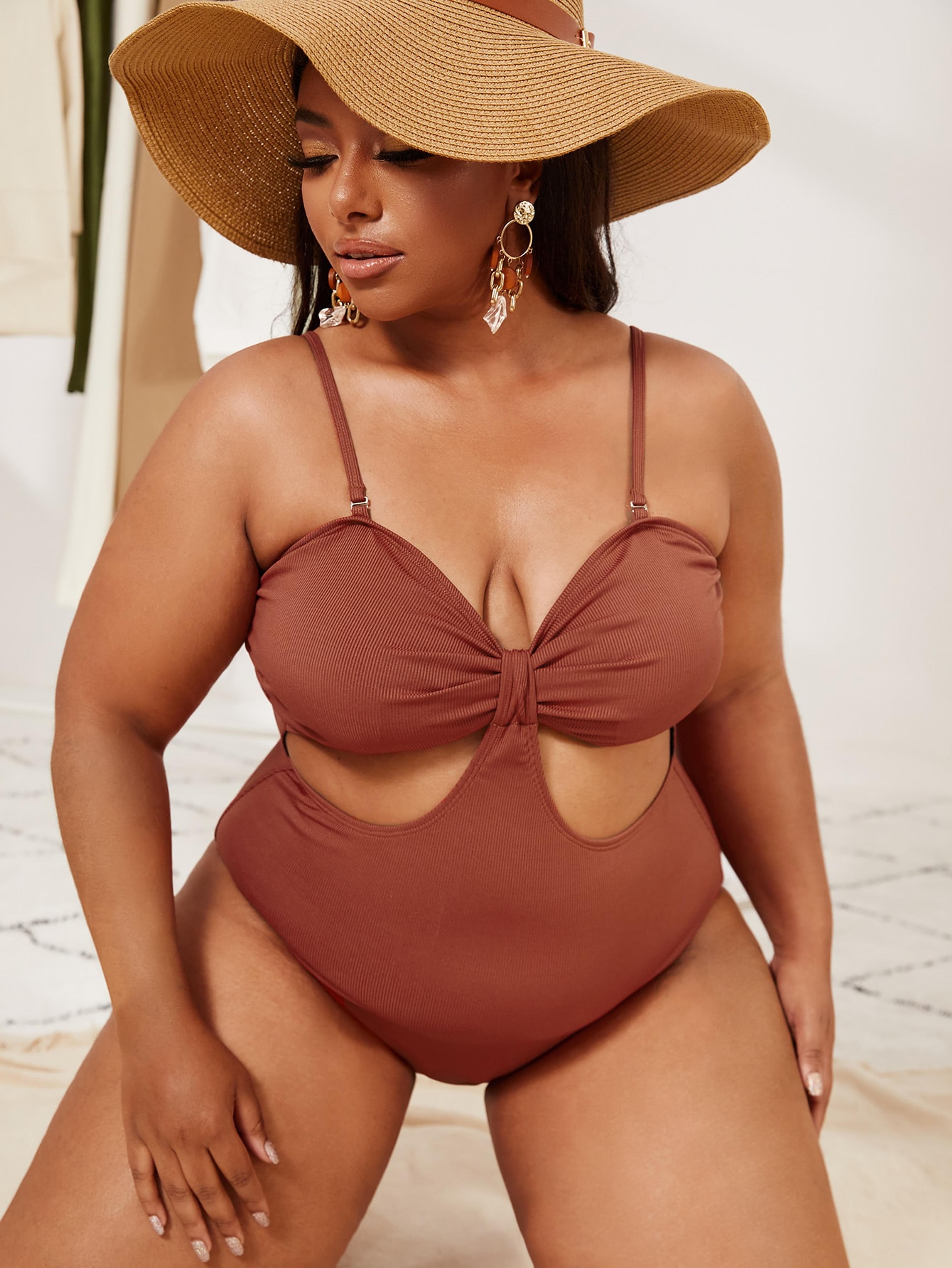 Plus Rib Cut-out One Piece Swimsuit