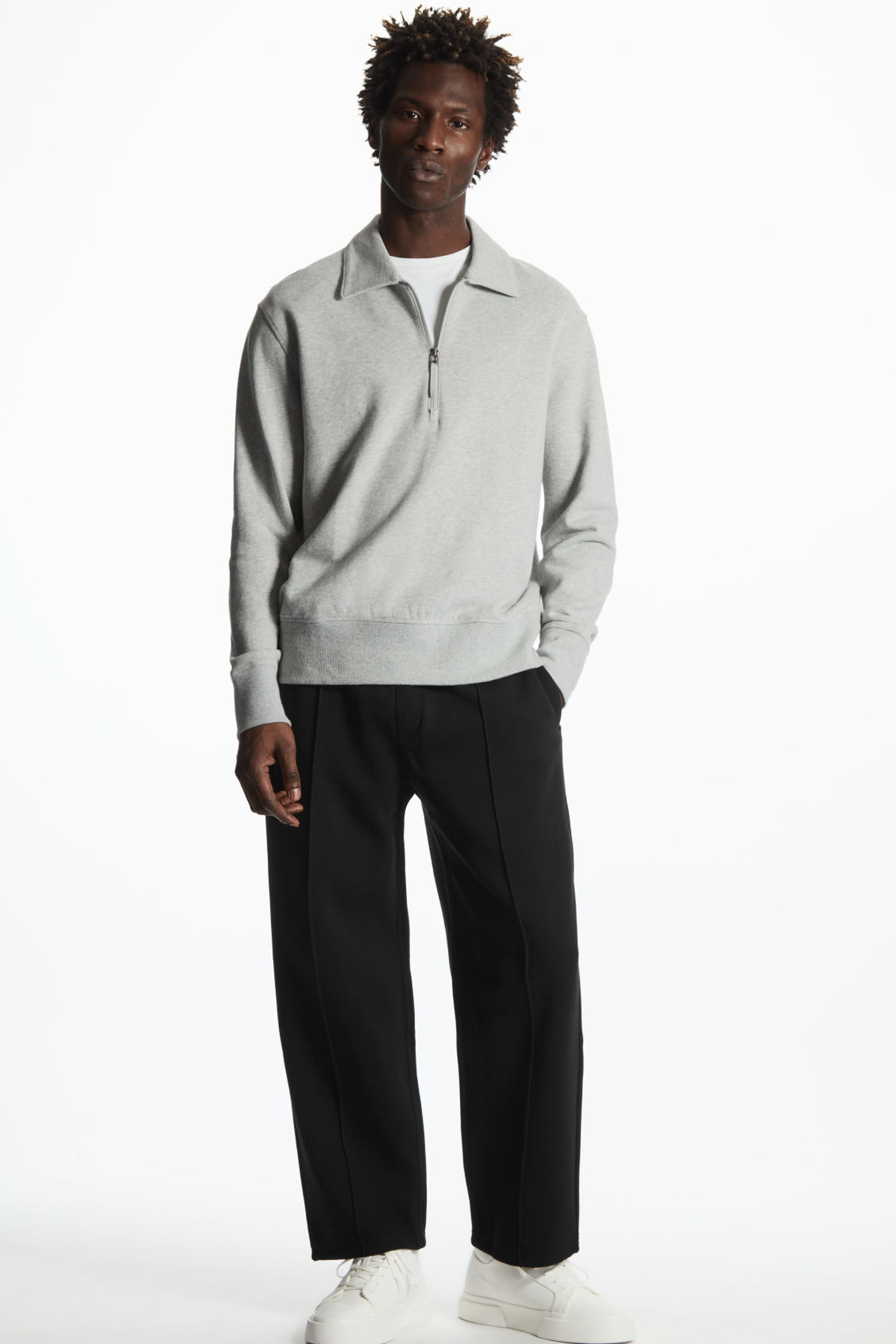 PINTUCKED JOGGERS - BLACK - COS