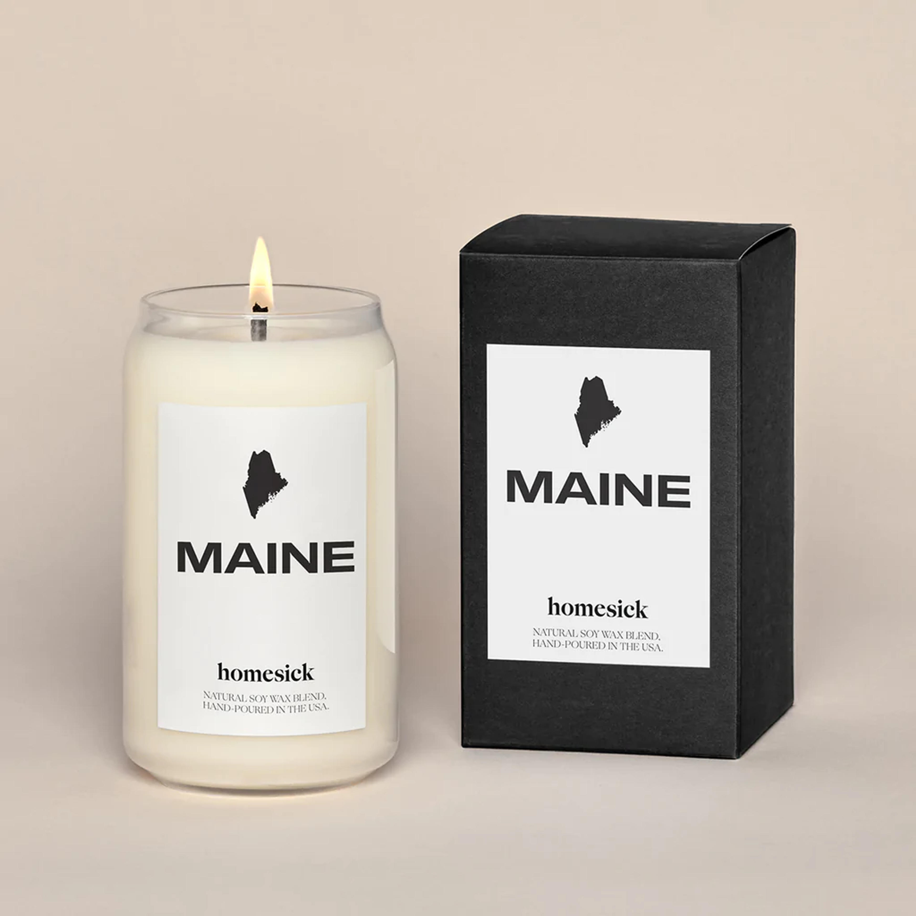 Maine Candle - Blueberry & Pine Scented Soy Candle | Homesick