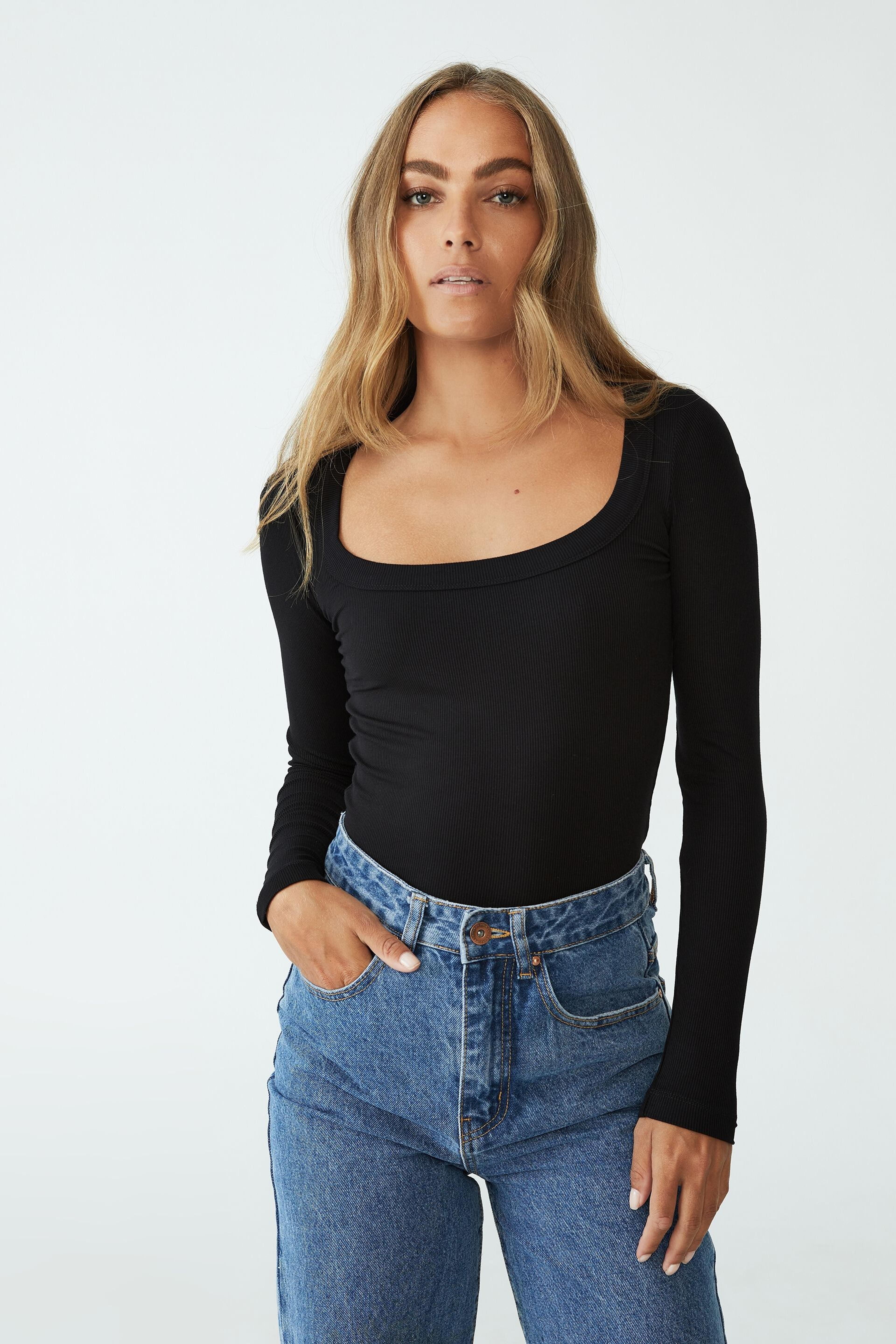 Staple Rib Scoop Neck Long Sleeve Top