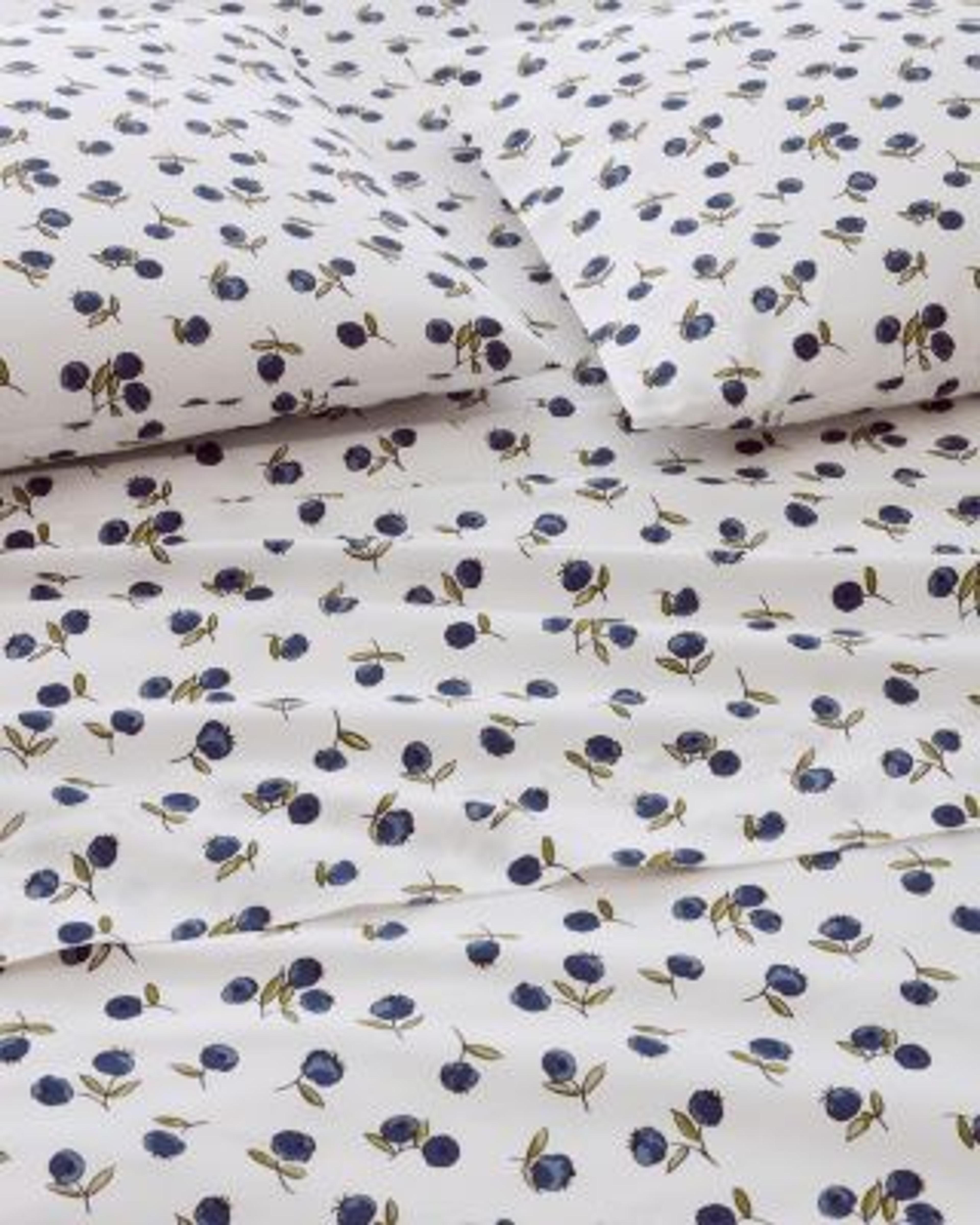 Blueberries Organic-Cotton Percale Sheet Set