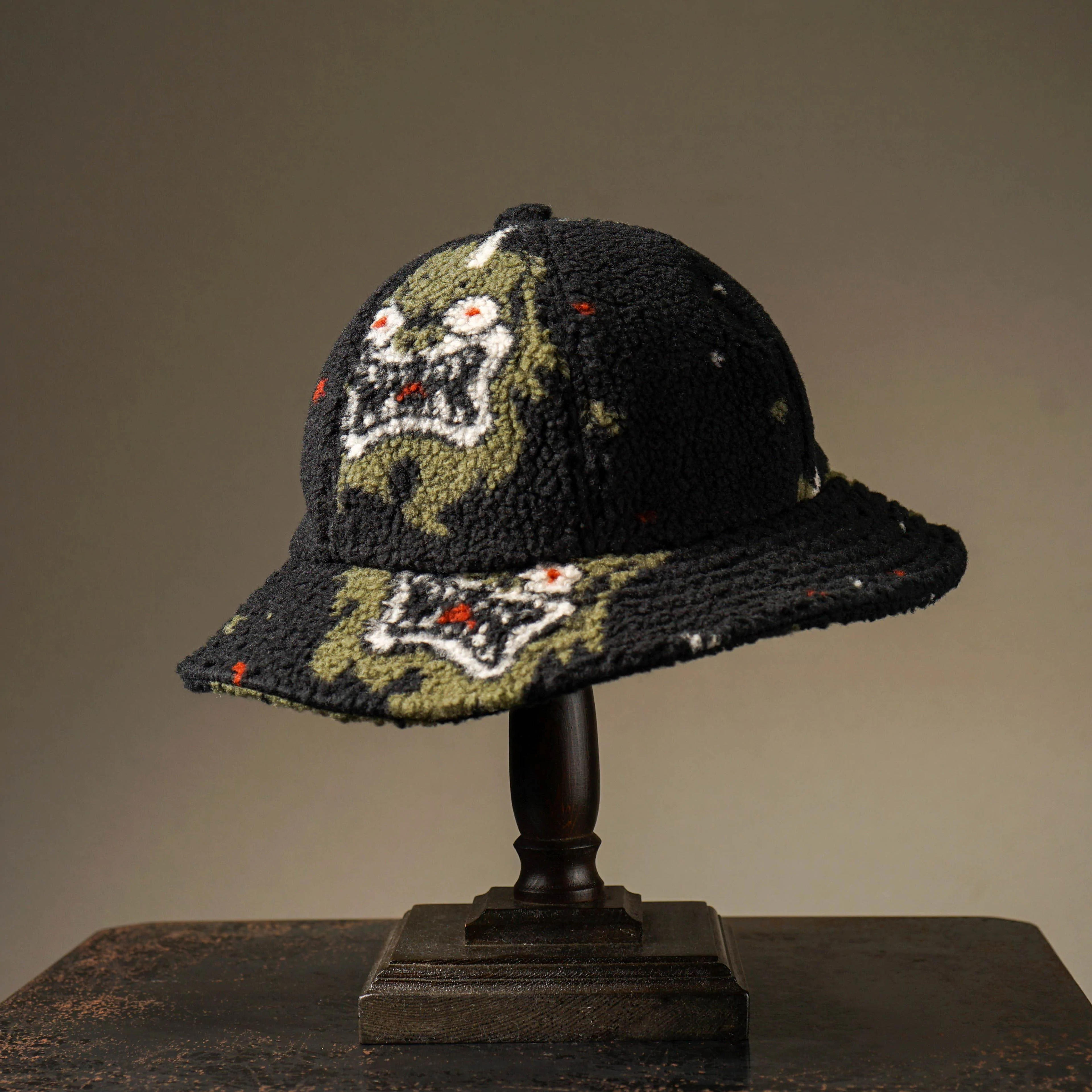 GREAT MOON MONSTER - HAT / WRD-22-AW-G06 - BLACK / M