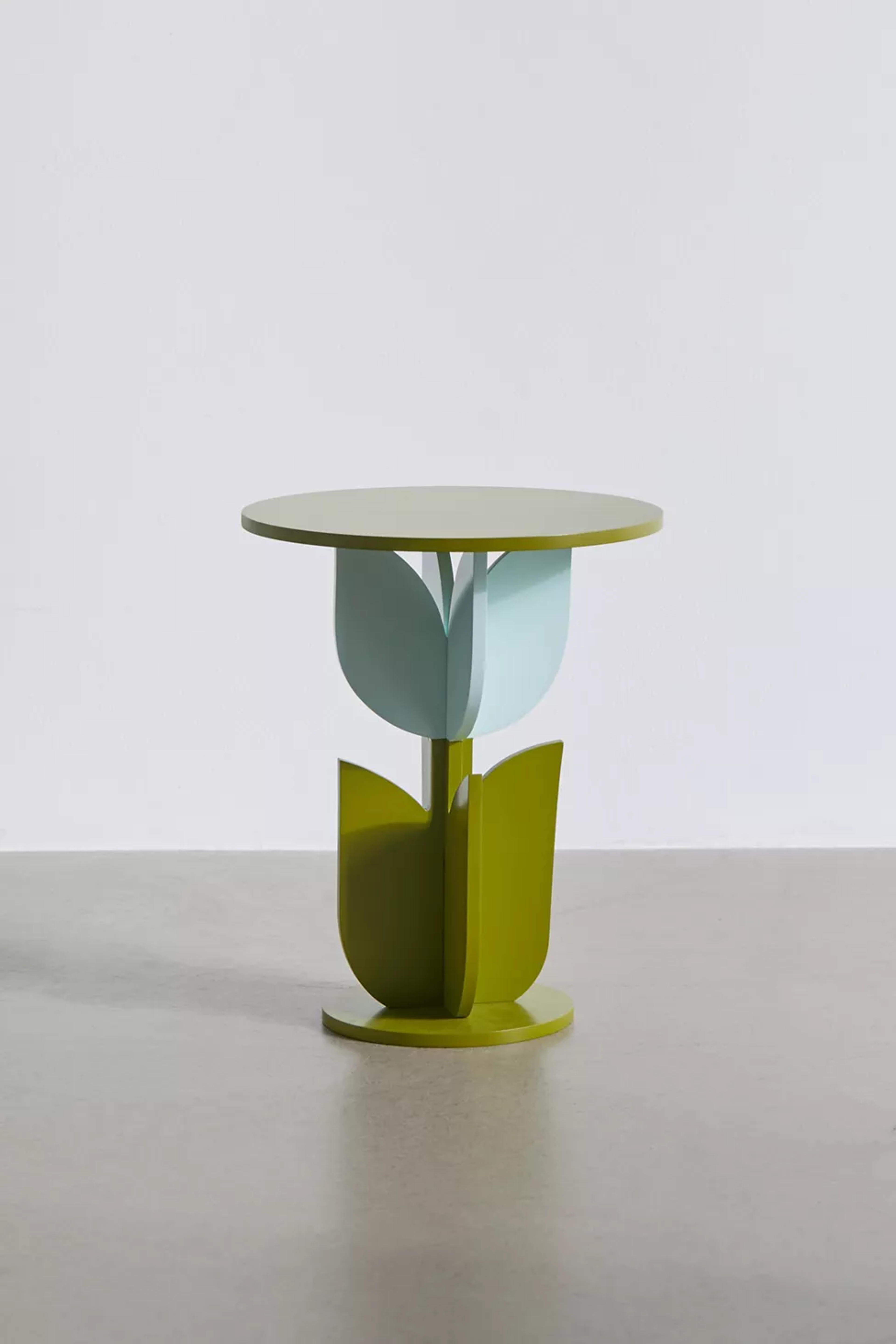 Tulip Side Table | Urban Outfitters