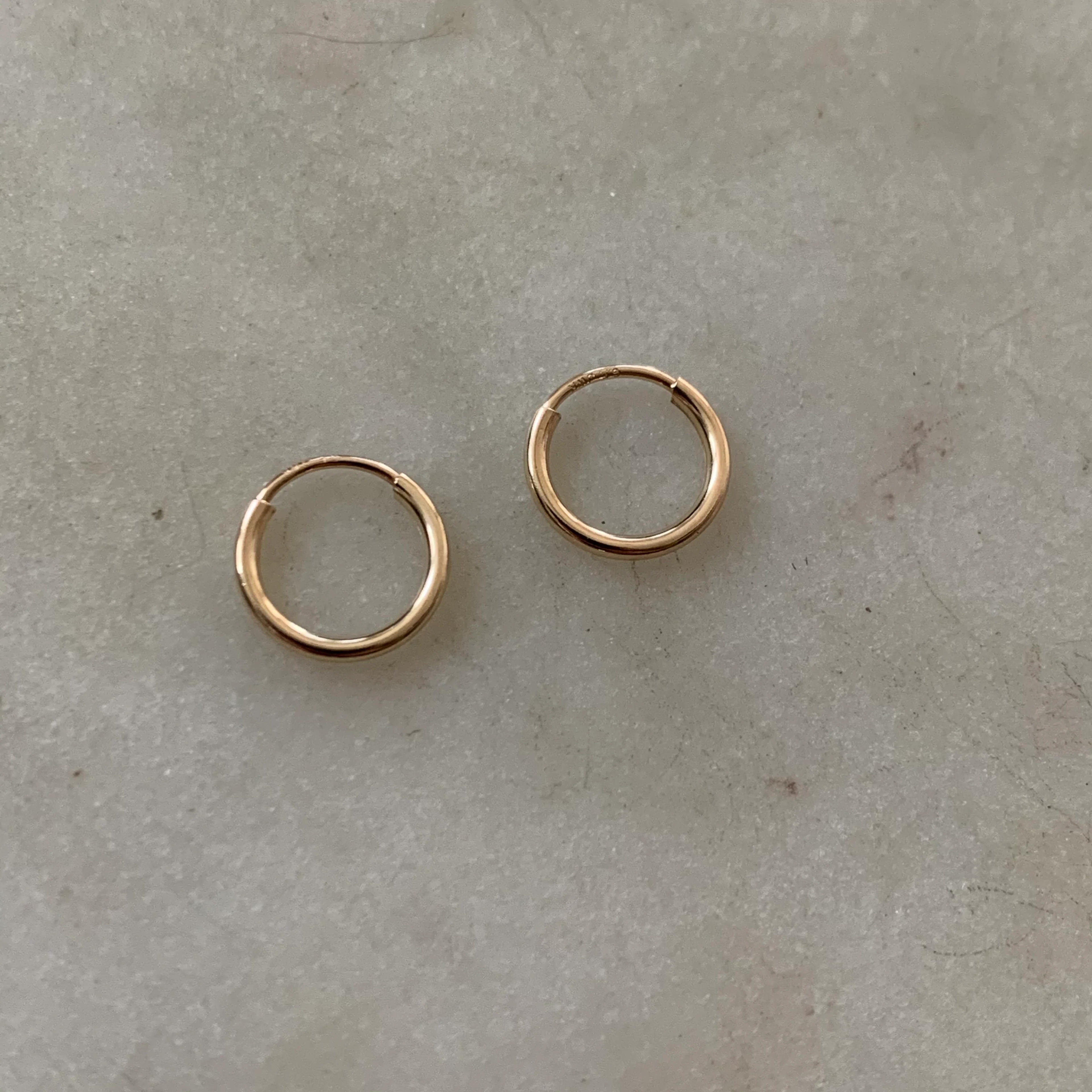 TINY HOOPS - GOLD-FILLED